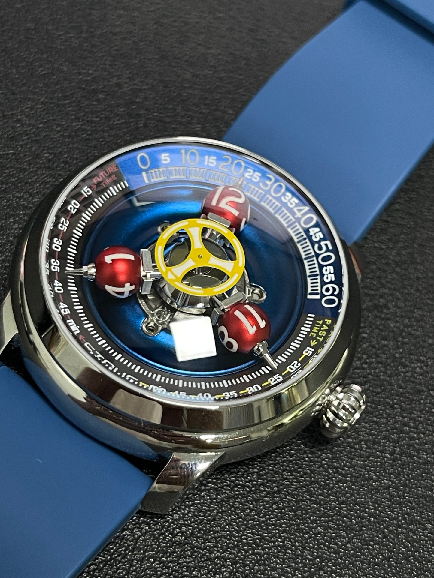 Time Shuttle Mechanical Watch – Redefining Time |Tri-Color Chapter Ring