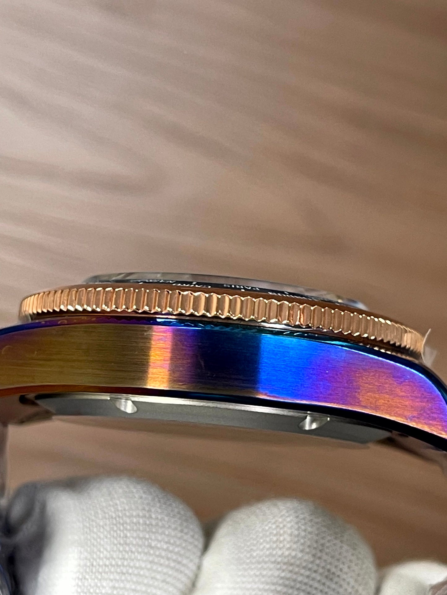 KRONOSTI Deep Explorer – Aurora Titanium Series