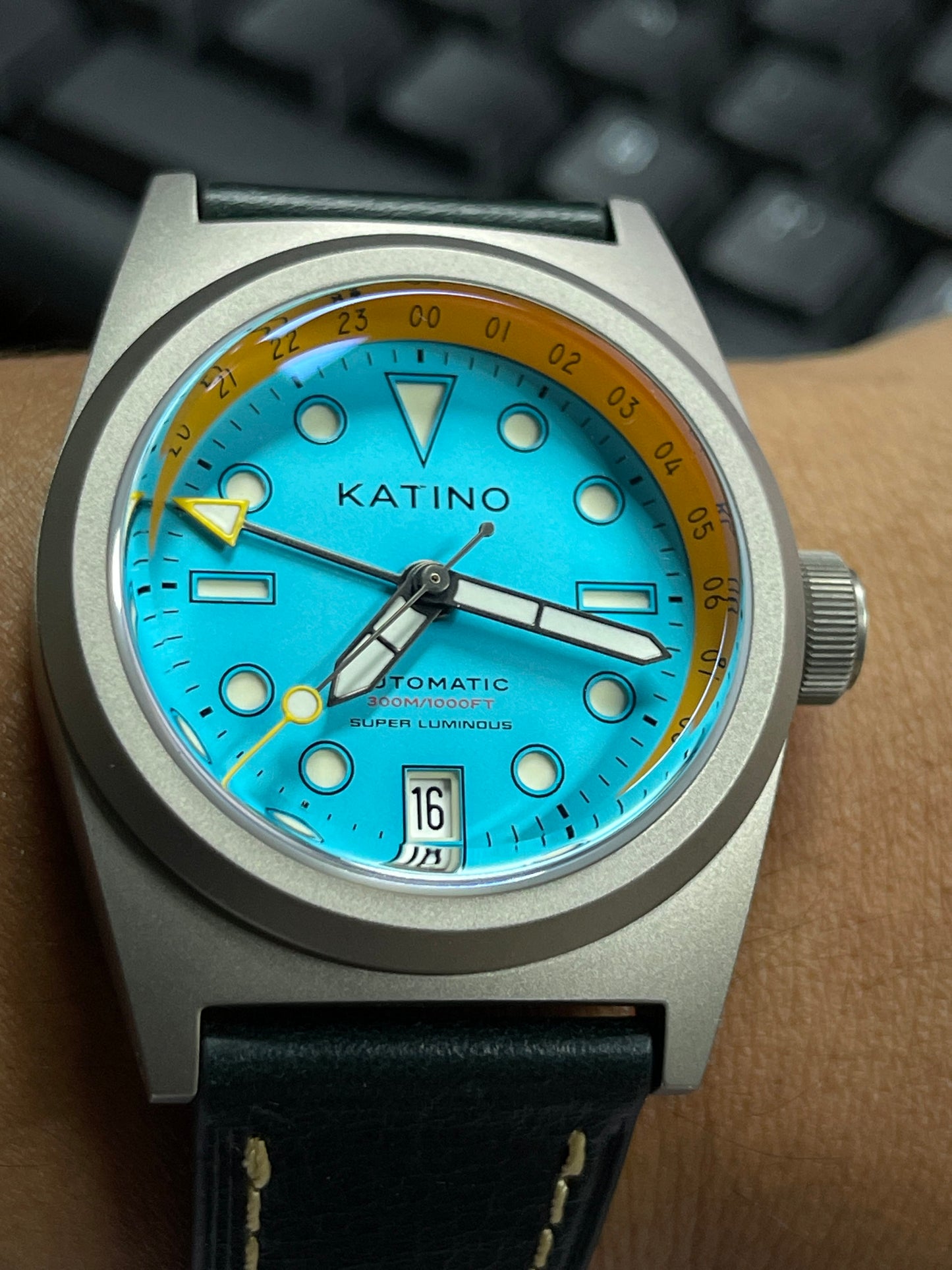KRONOSTI Shark Shadow Diver – GMT Sunburst Blue