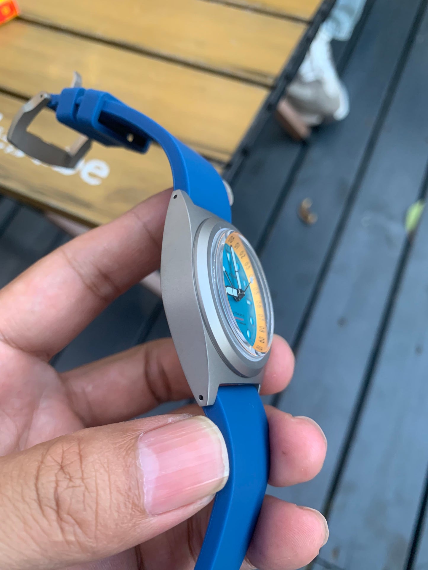 KRONOSTI Shark Shadow Diver – GMT Sunburst Blue