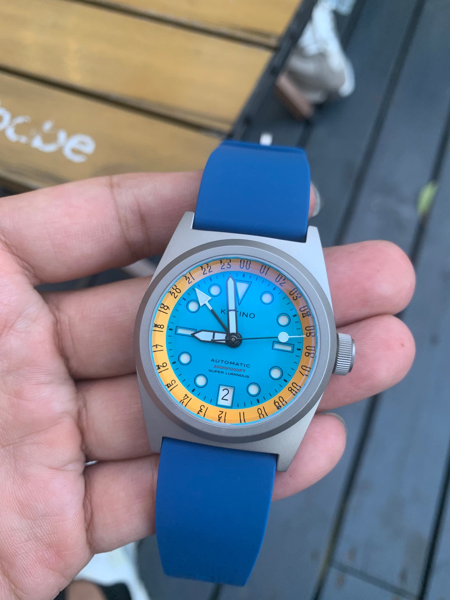 KRONOSTI Shark Shadow Diver – GMT Sunburst Blue