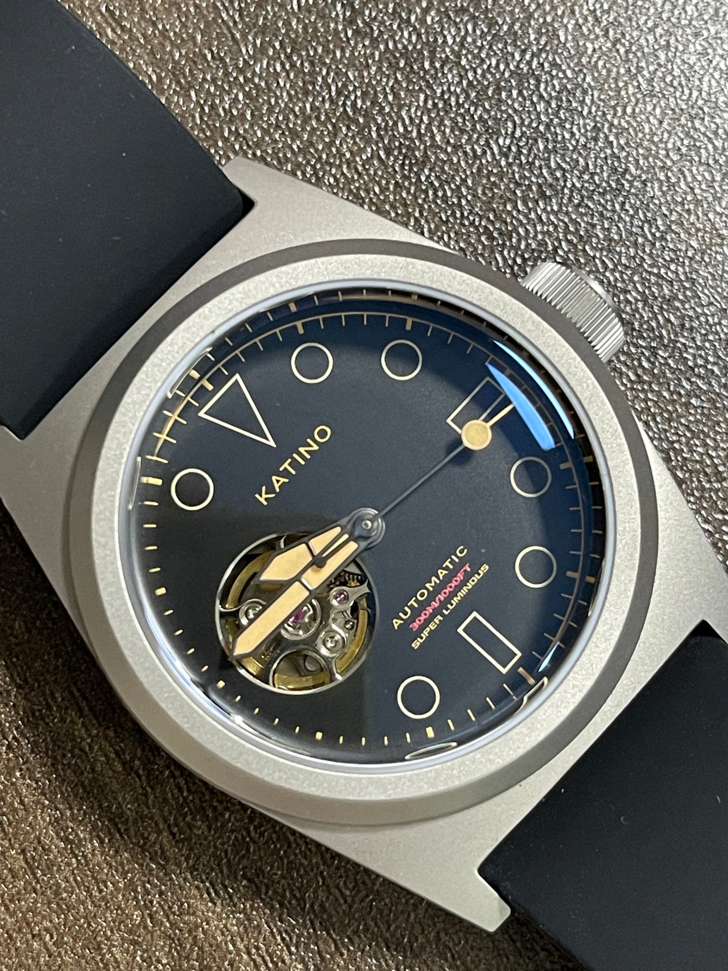 KRONOSTI Shark Shadow Diver – Skeleton Dial