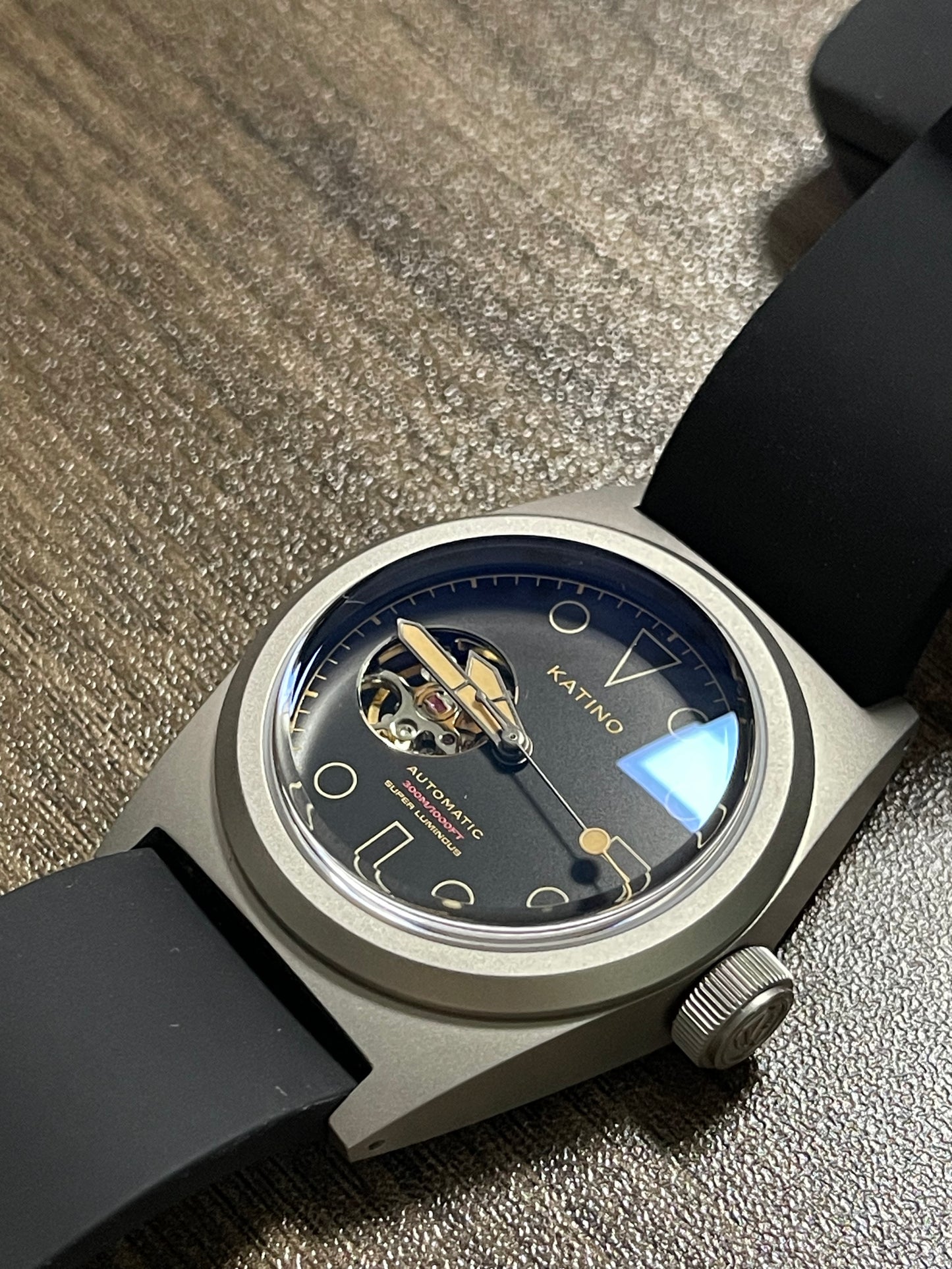 KRONOSTI Shark Shadow Diver – Skeleton Dial