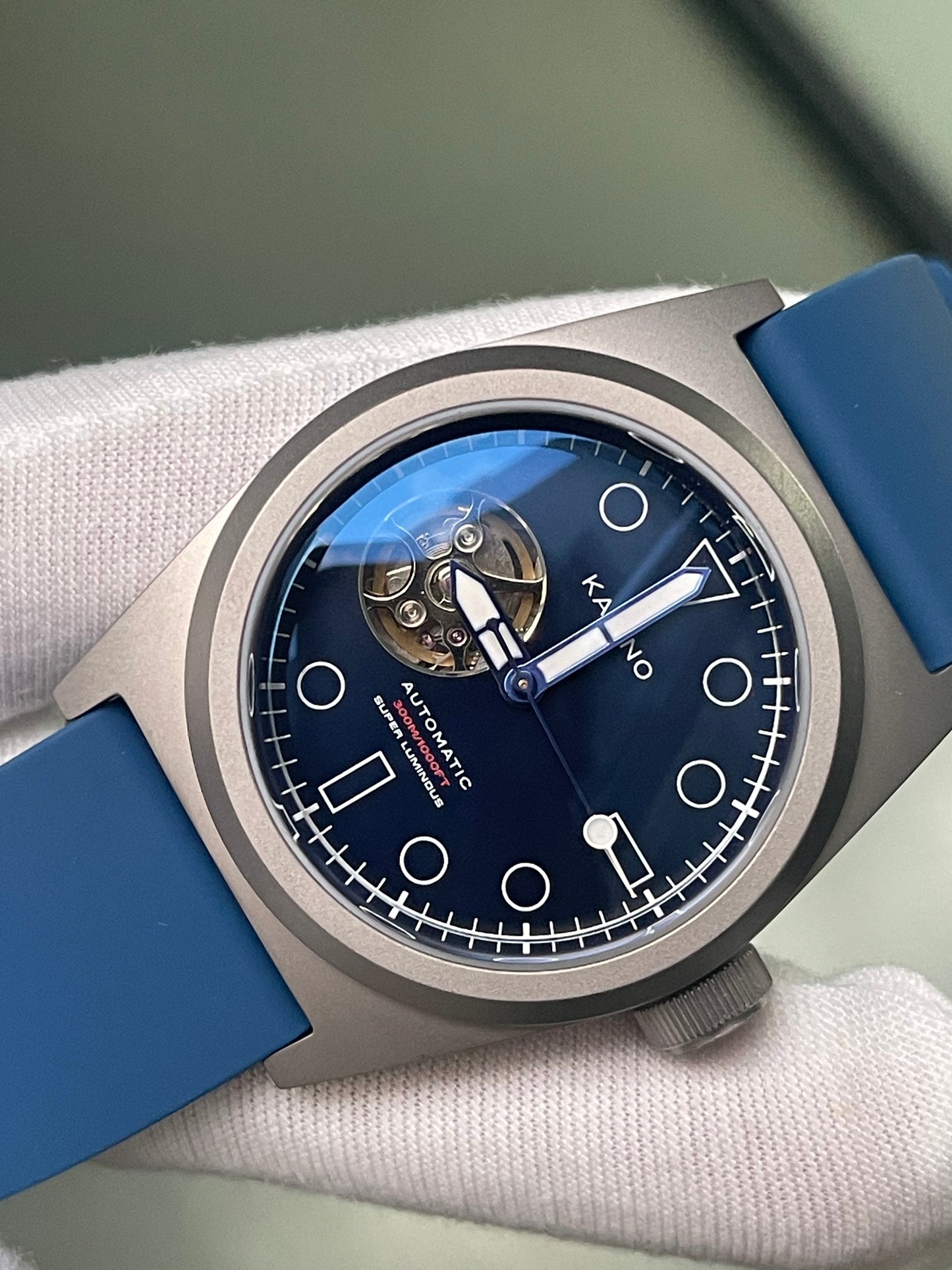 KRONOSTI Shark Shadow Diver – Skeleton Dial