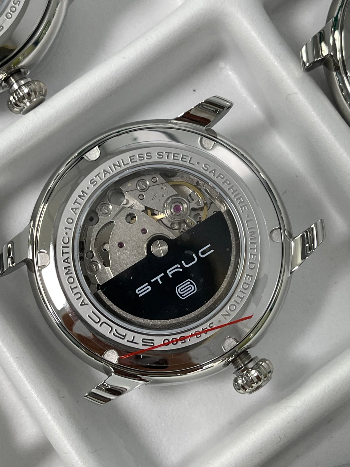 Time Shuttle Mechanical Watch – Redefining Time | Single-Color Chapter Ring