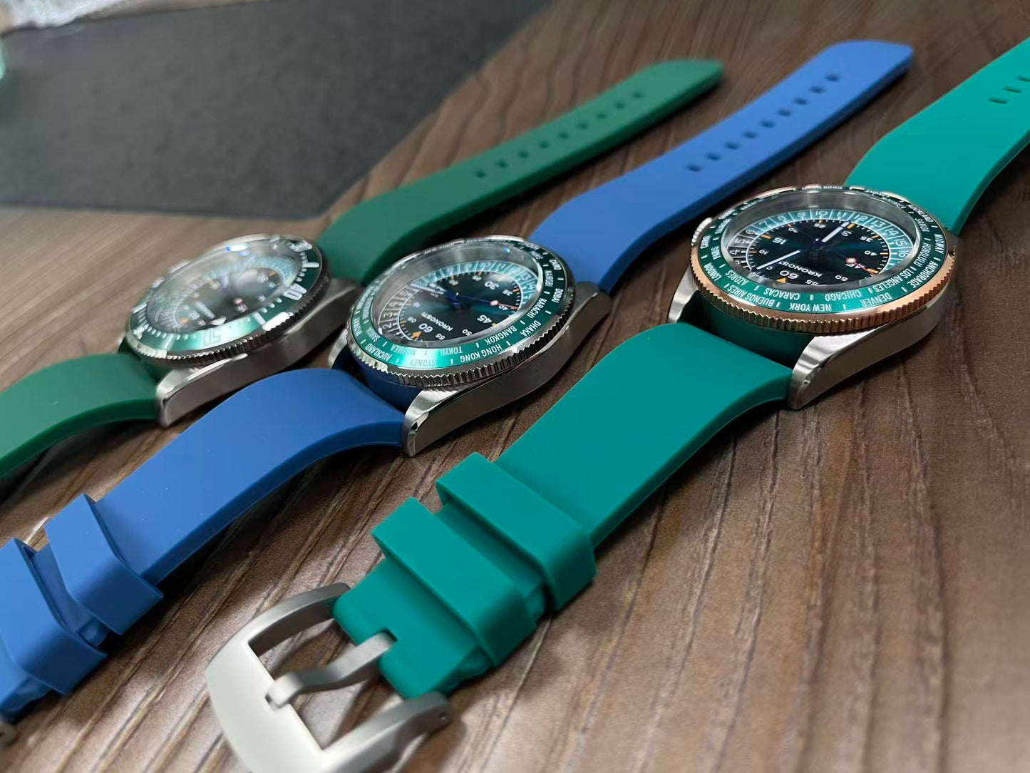KRONOSTI Deep Explorer – Aurora Titanium Series