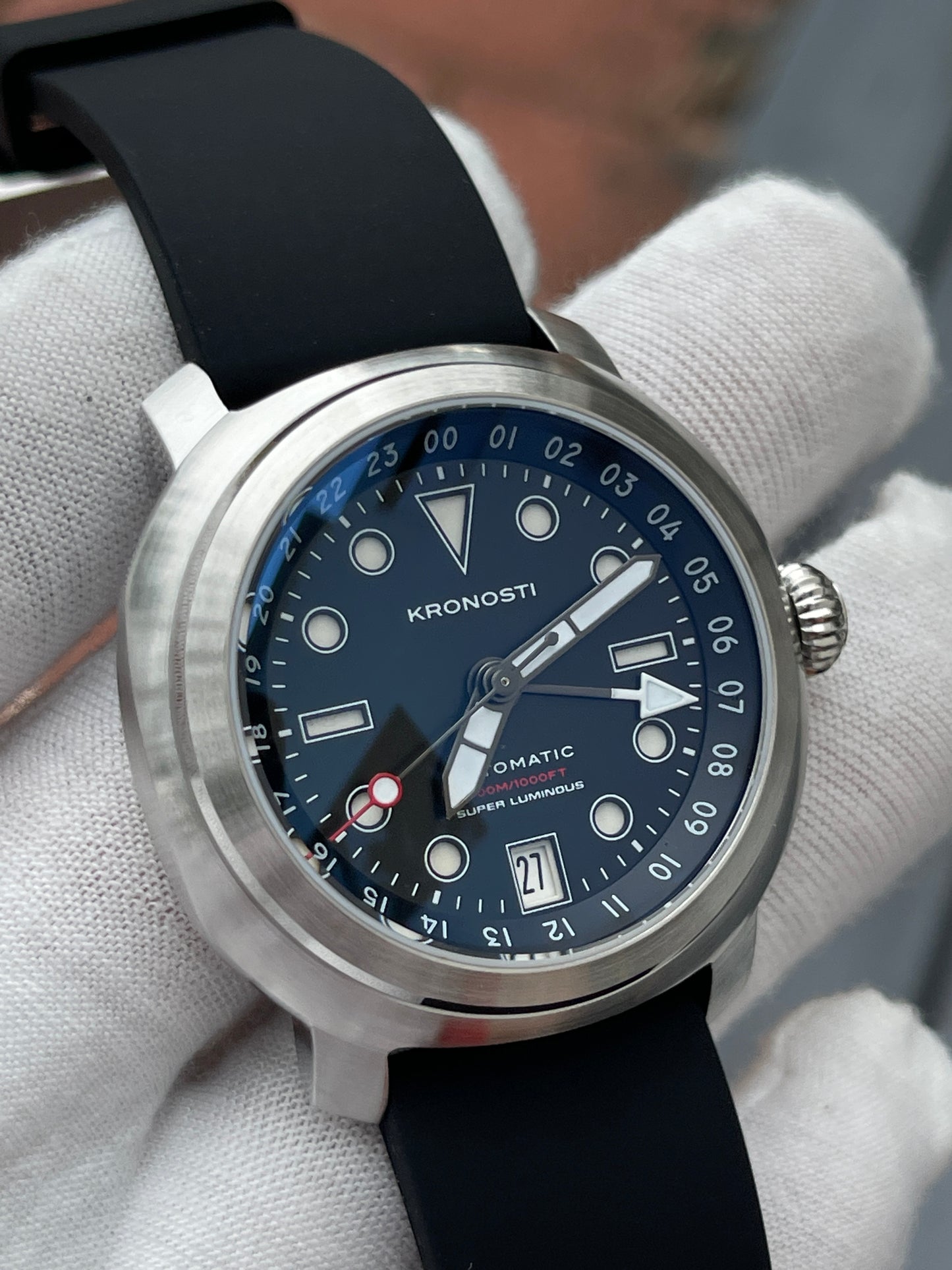 KRONOSTI Voyager Horizon – GMT Bronze