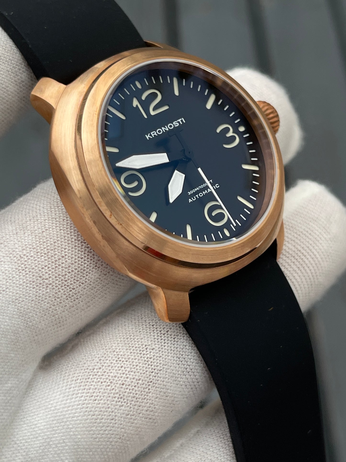 KRONOSTI Voyager Horizon – Three-Hand Bronze