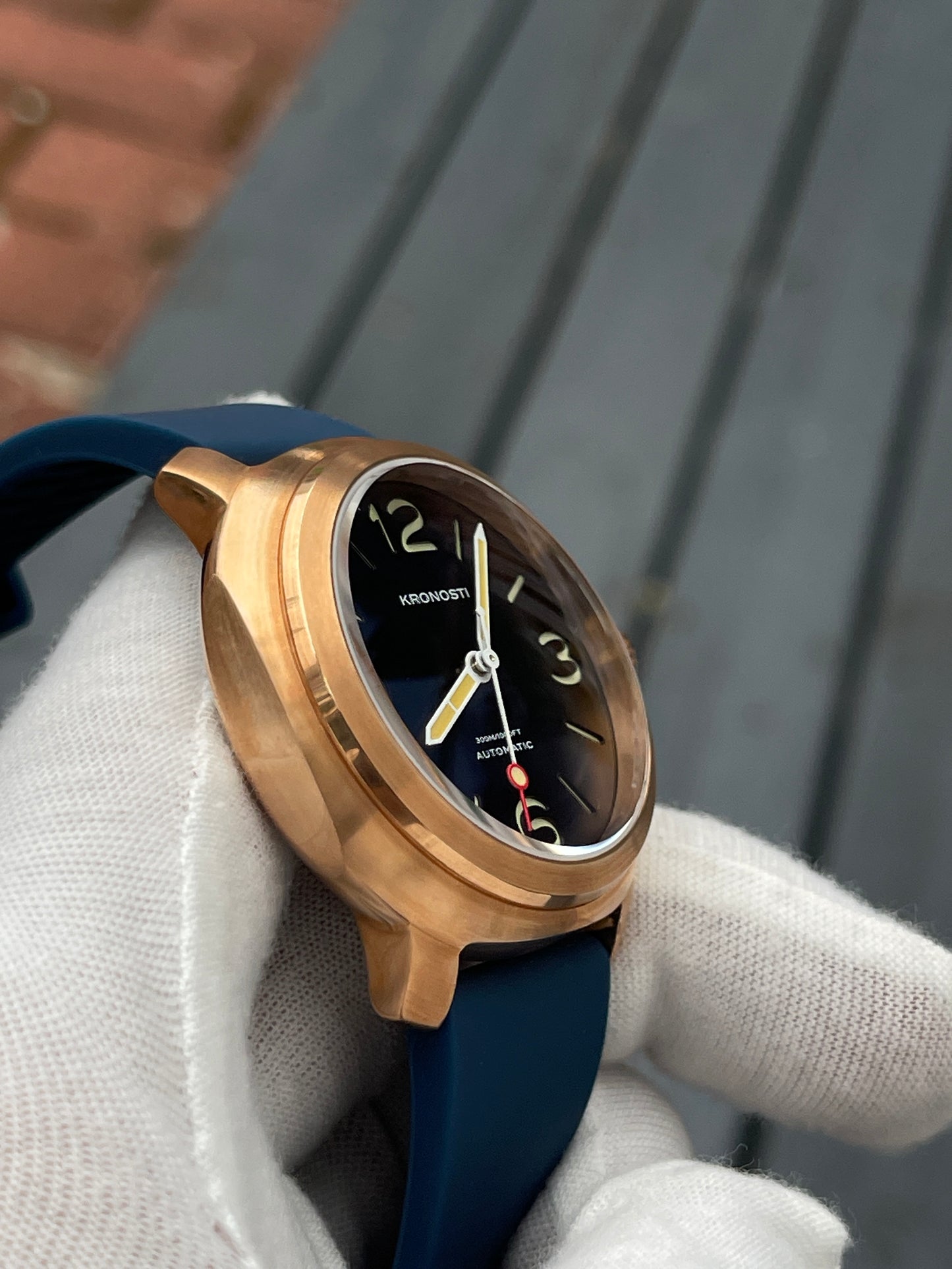 KRONOSTI Voyager Horizon – Three-Hand Bronze