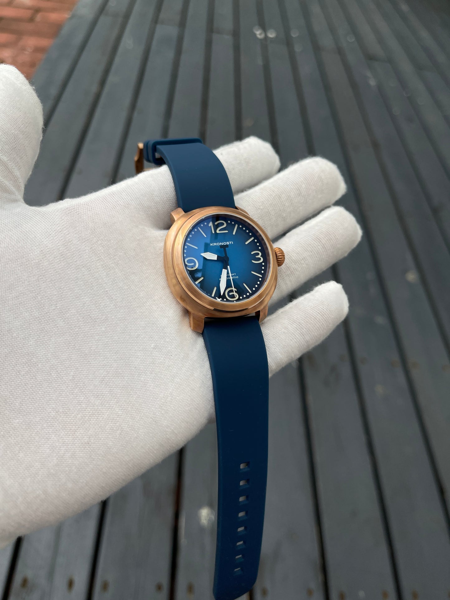 KRONOSTI Voyager Horizon – Three-Hand Bronze