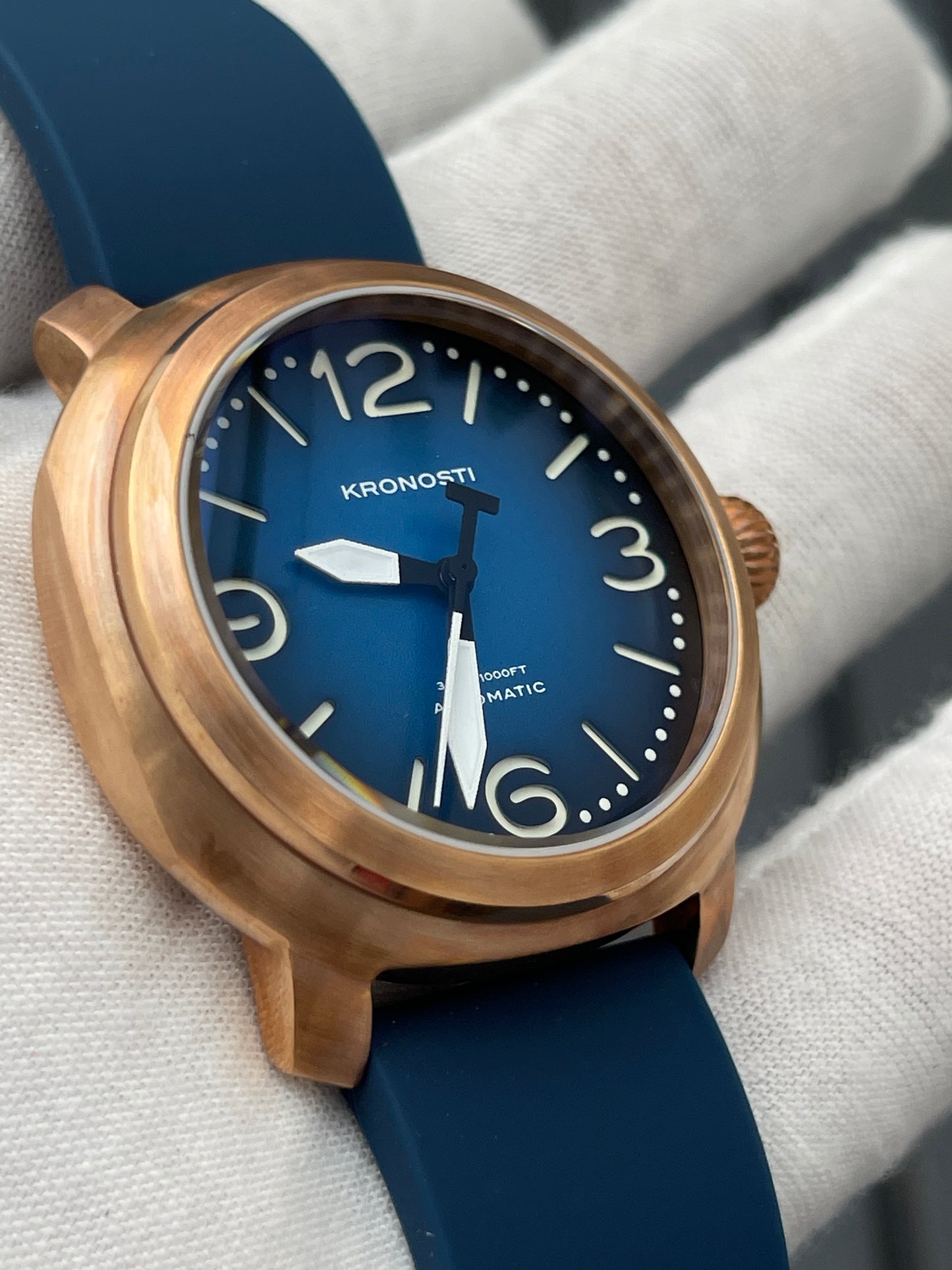 KRONOSTI Voyager Horizon – Three-Hand Bronze