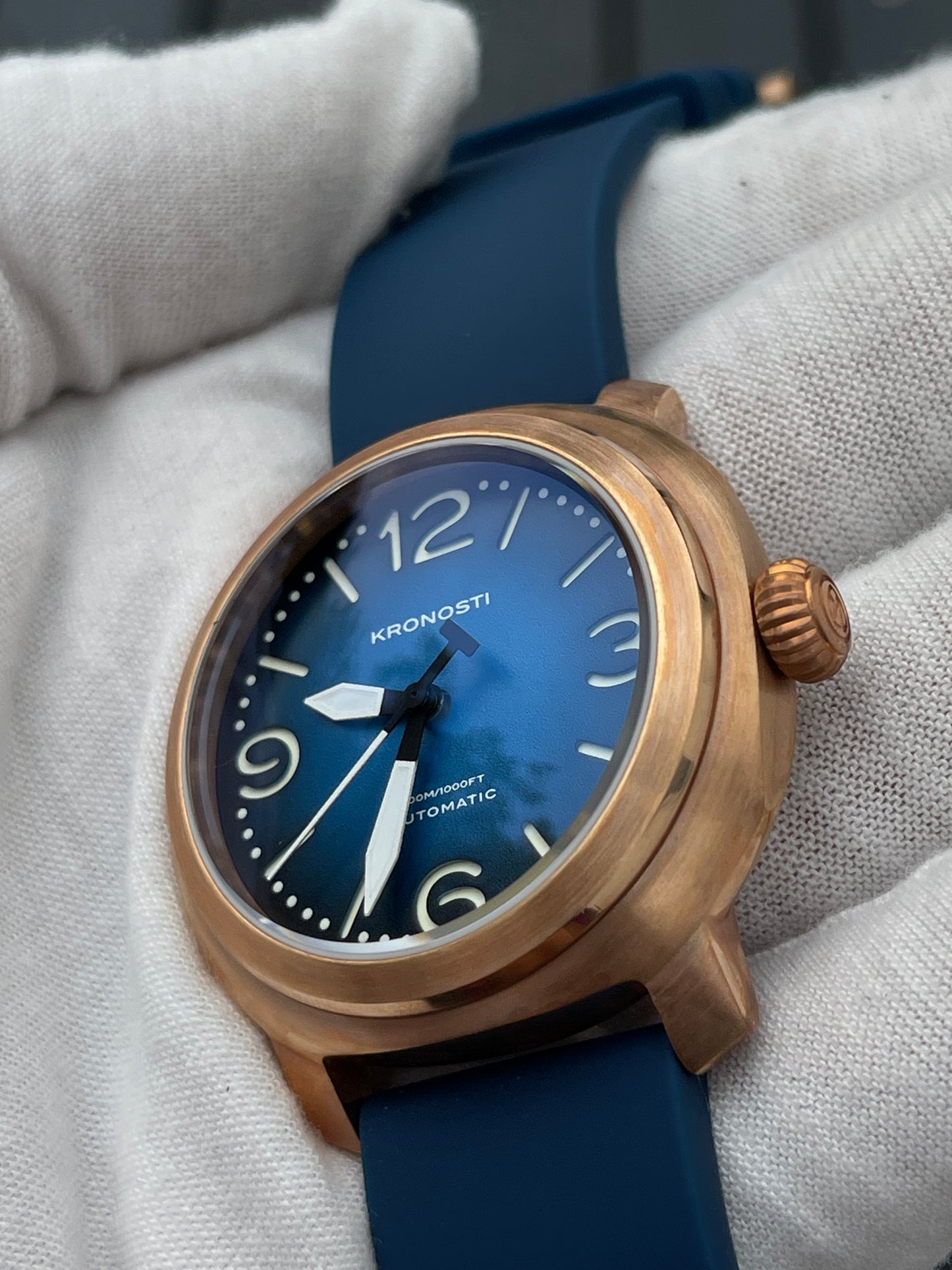 KRONOSTI Voyager Horizon – Three-Hand Bronze