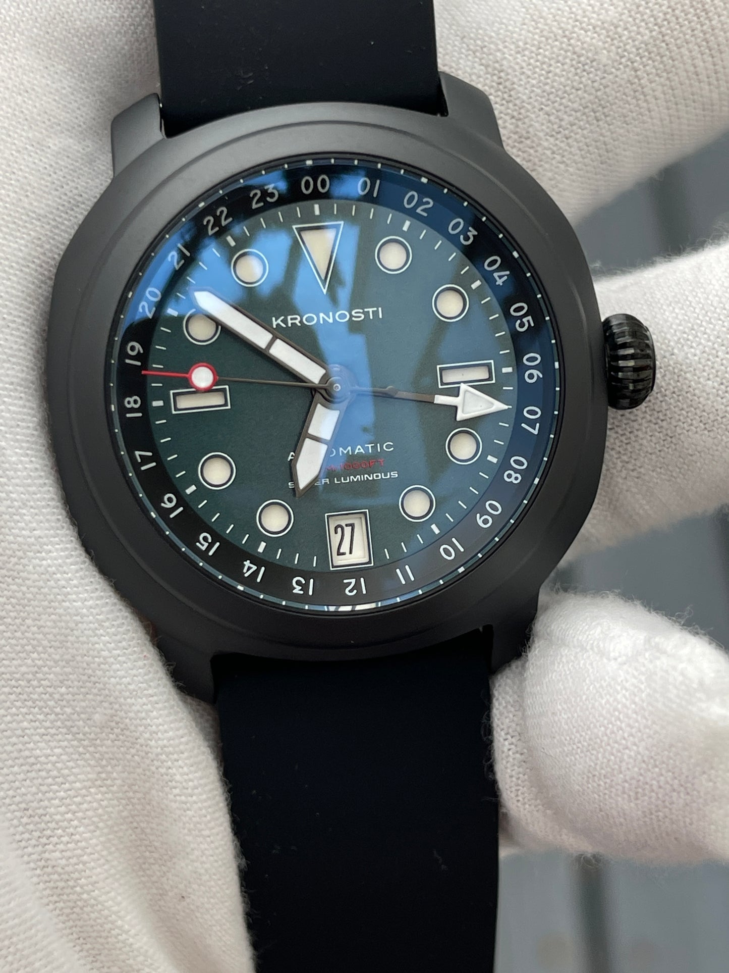 KRONOSTI Voyager Horizon – GMT Black Titanium
