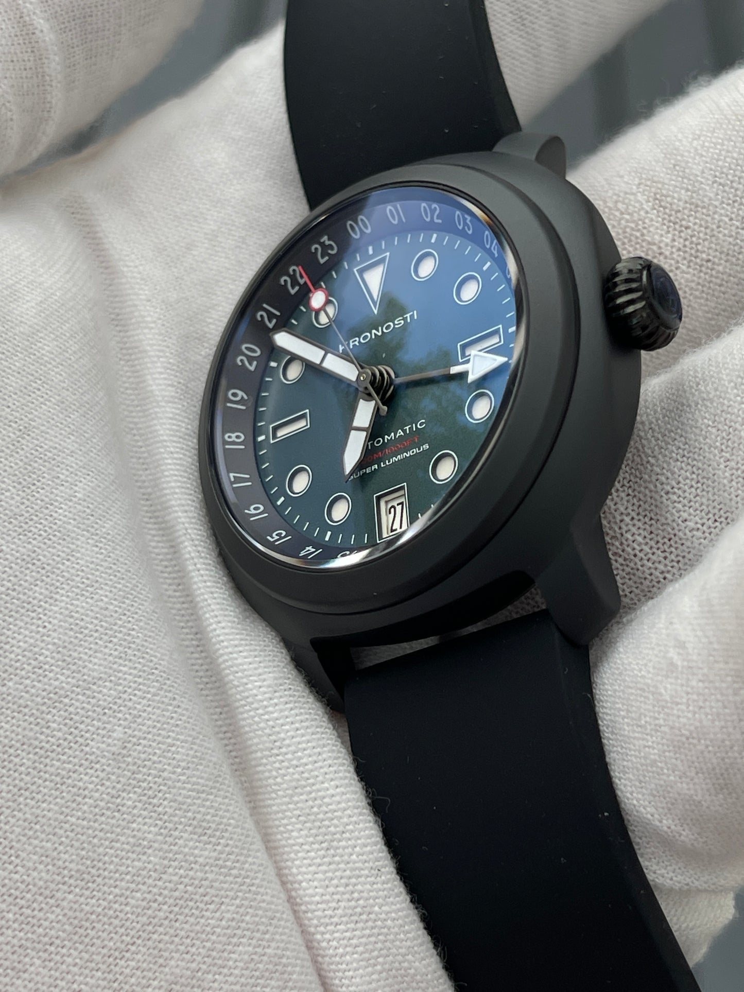 KRONOSTI Voyager Horizon – GMT Black Titanium