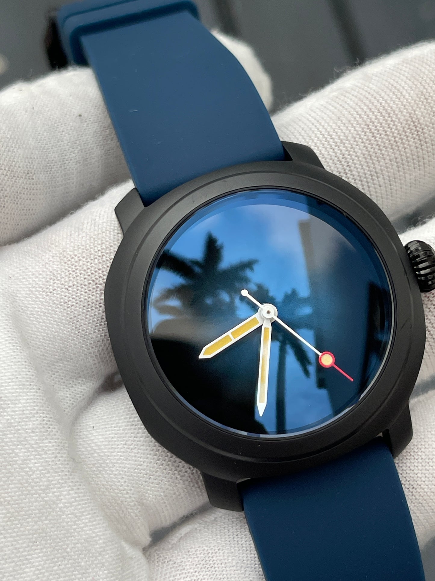 KRONOSTI Voyager Horizon – Three-Hand Black Titanium