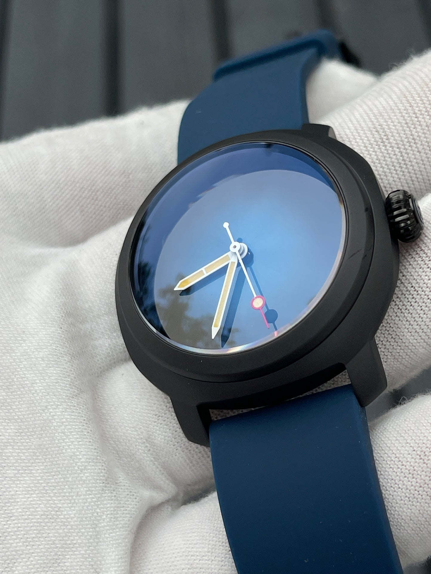 KRONOSTI Voyager Horizon – Three-Hand Black Titanium