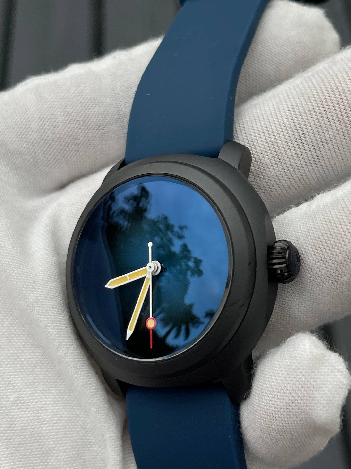 KRONOSTI Voyager Horizon – Three-Hand Black Titanium