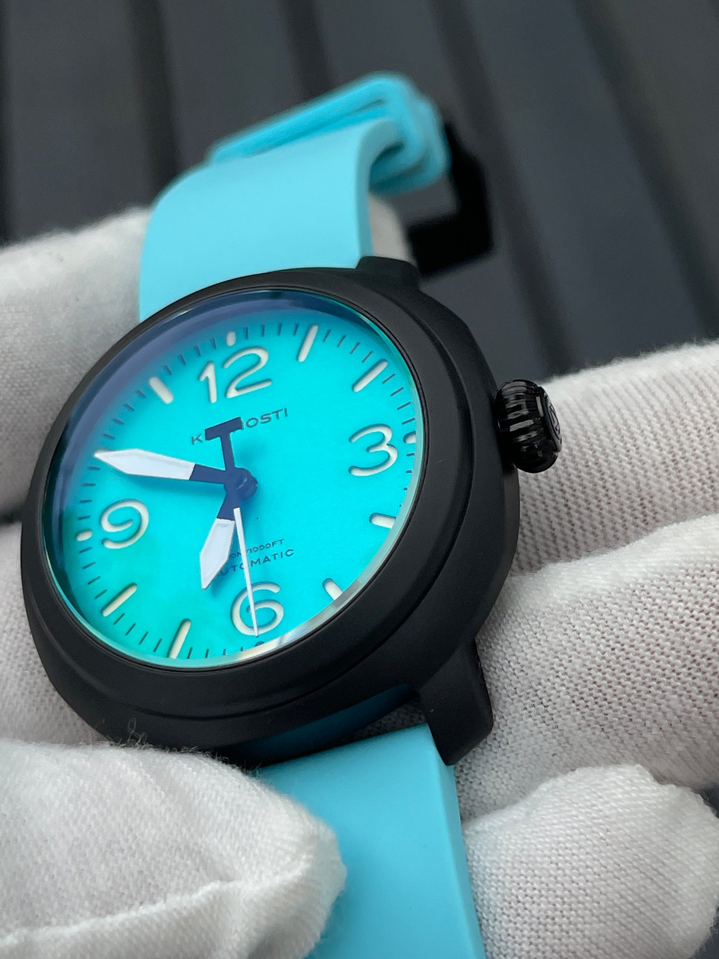 KRONOSTI Voyager Horizon – Three-Hand Black Titanium