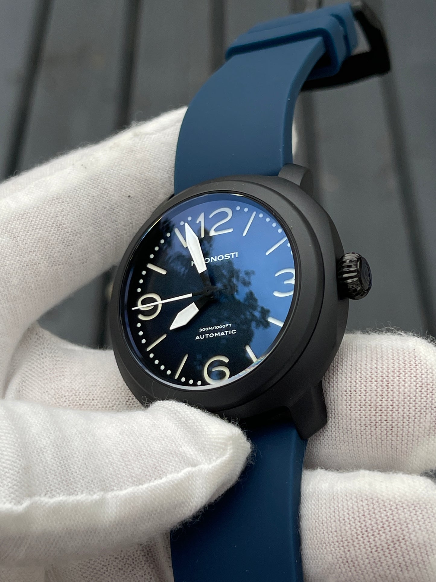 KRONOSTI Voyager Horizon – Three-Hand Black Titanium