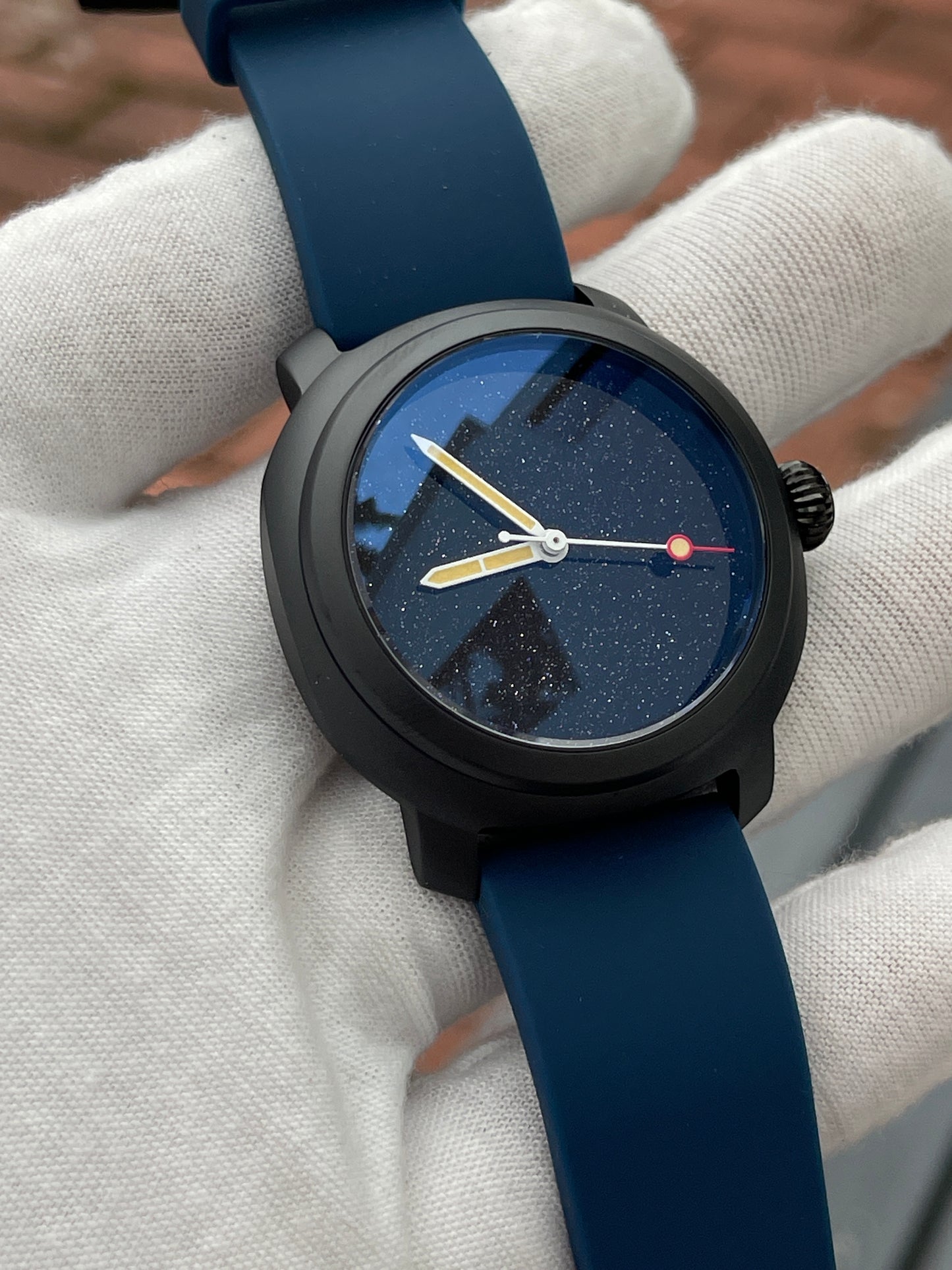 KRONOSTI Voyager Horizon – Three-Hand Black Titanium