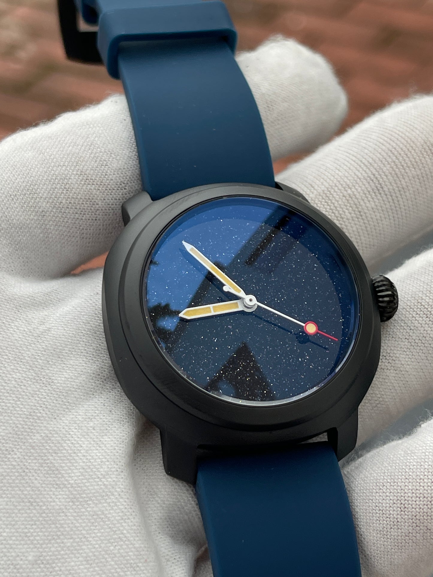 KRONOSTI Voyager Horizon – Three-Hand Black Titanium