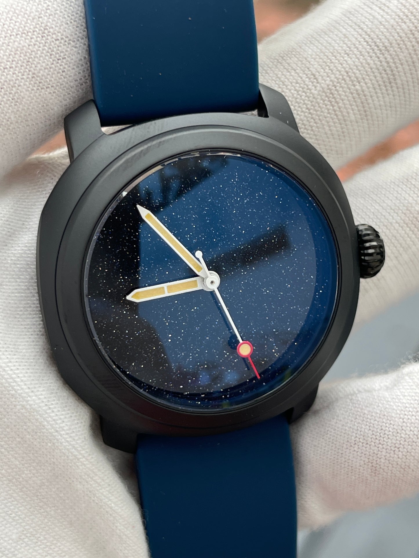 KRONOSTI Voyager Horizon – Three-Hand Black Titanium