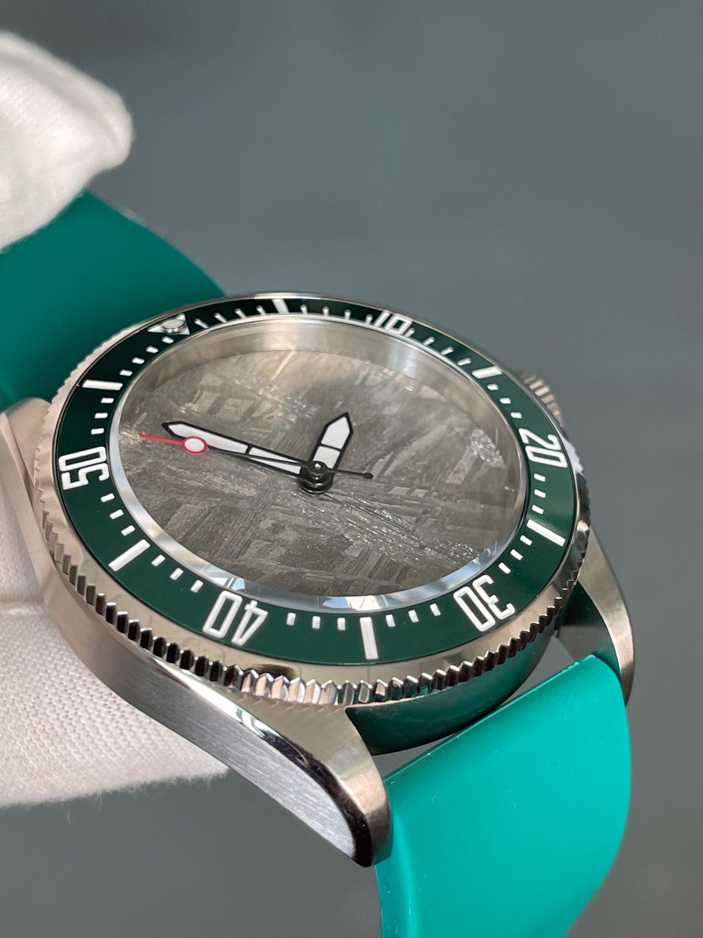 KRONOSTI Deep Explorer – Meteorite Dial (Three-Hand with Date)