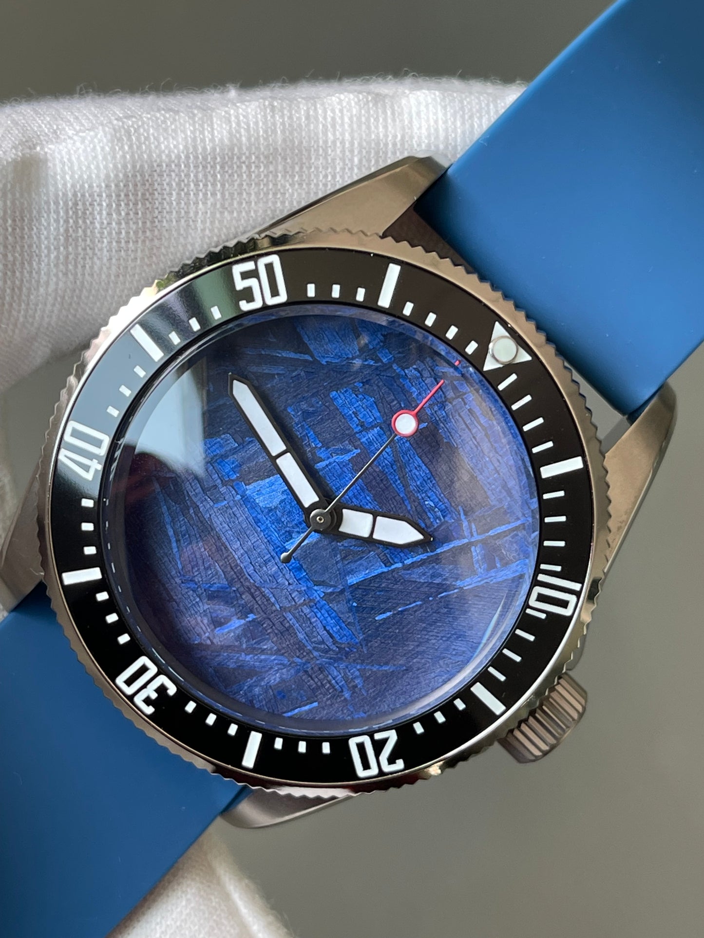 KRONOSTI Deep Explorer – Meteorite Dial (Three-Hand with Date)