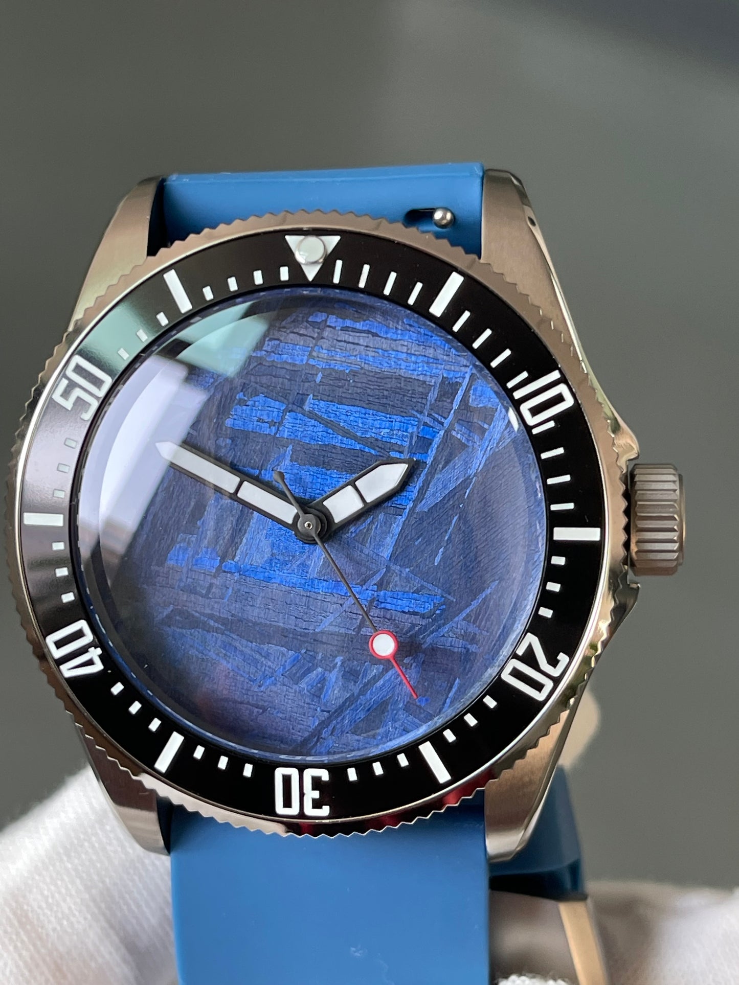 KRONOSTI Deep Explorer – Meteorite Dial (Three-Hand with Date)