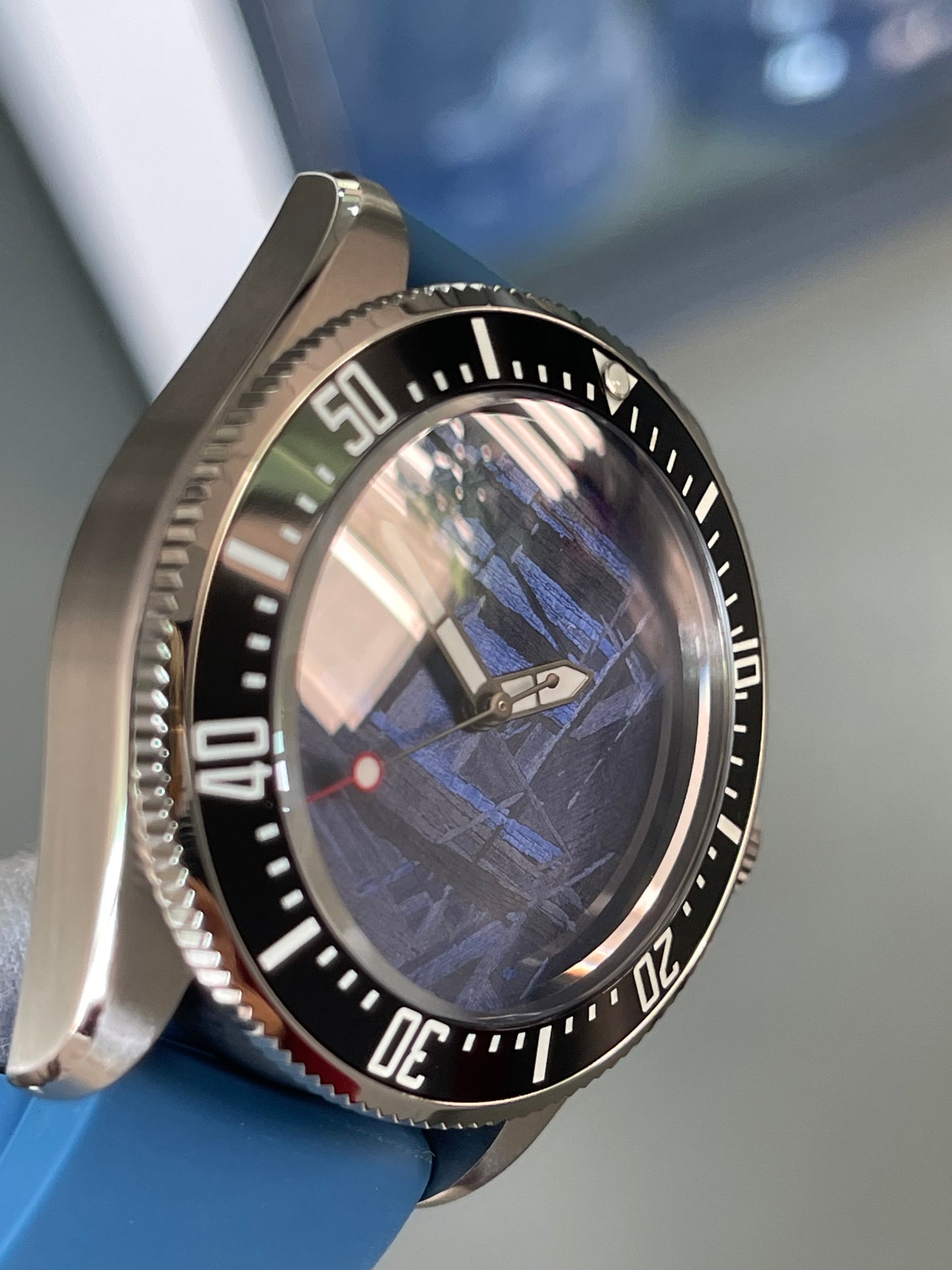 KRONOSTI Deep Explorer – Meteorite Dial (Three-Hand with Date)