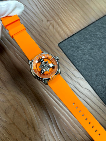 Time Shuttle Mechanical Watch – Redefining Time | Single-Color Chapter Ring