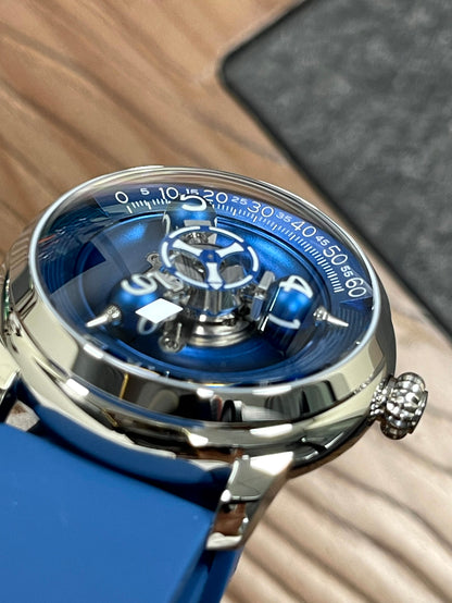 Time Shuttle Mechanical Watch – Redefining Time | Single-Color Chapter Ring