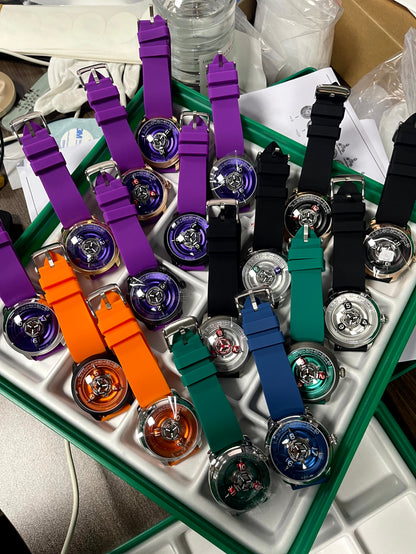 Time Shuttle Mechanical Watch – Redefining Time | Single-Color Chapter Ring