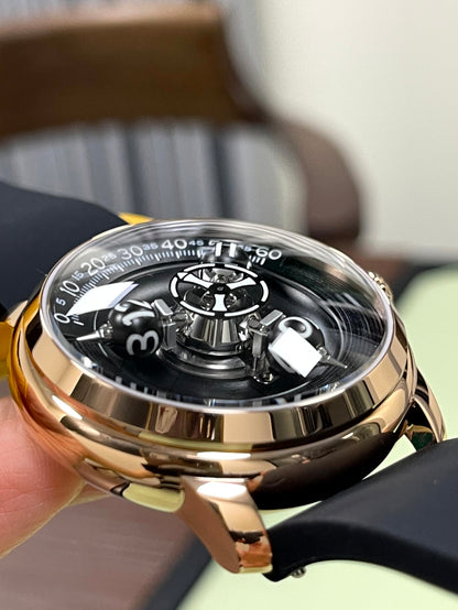 Time Shuttle Mechanical Watch – Redefining Time | Single-Color Chapter Ring