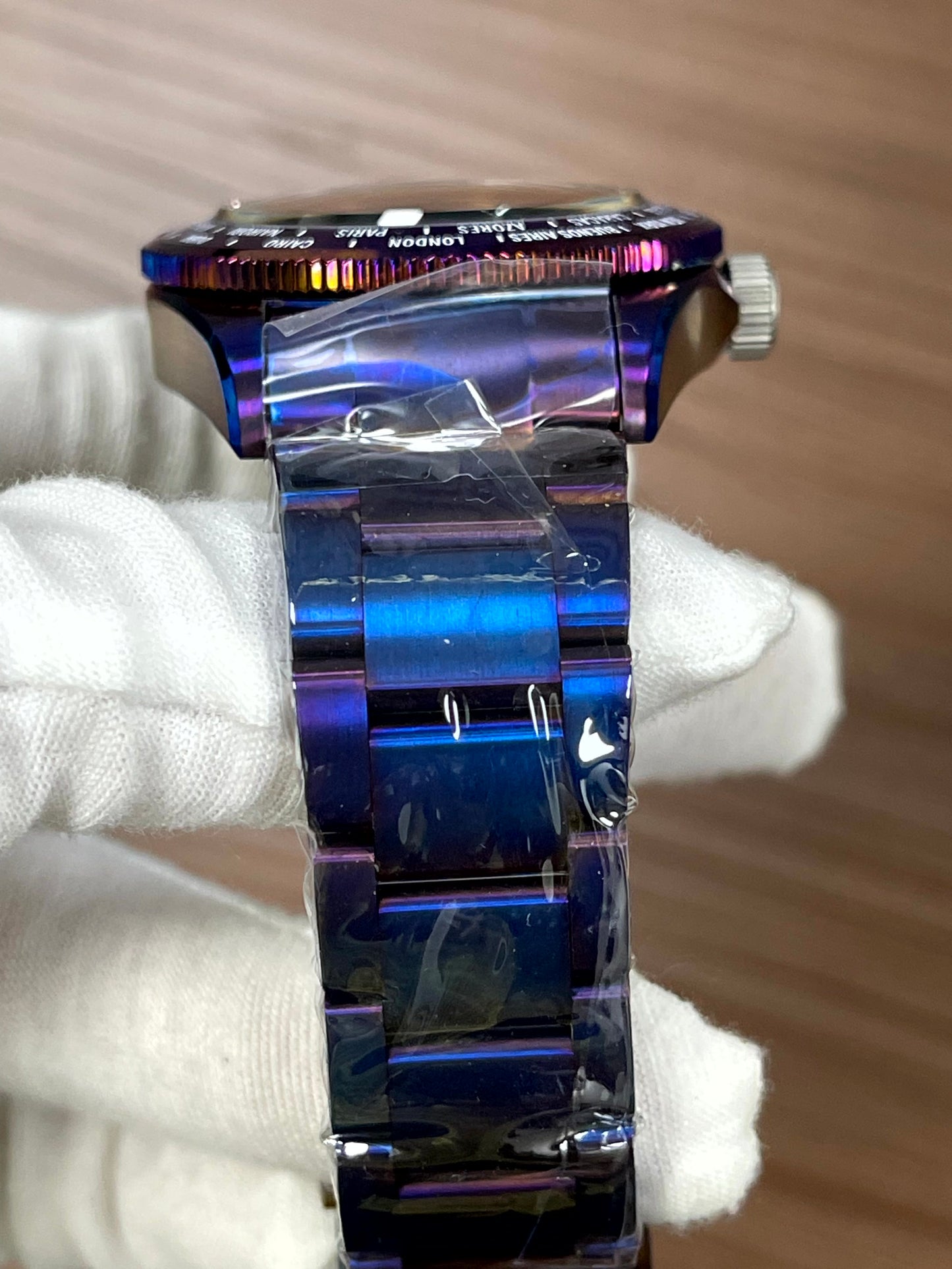 KRONOSTI Deep Explorer – Aurora Titanium Series