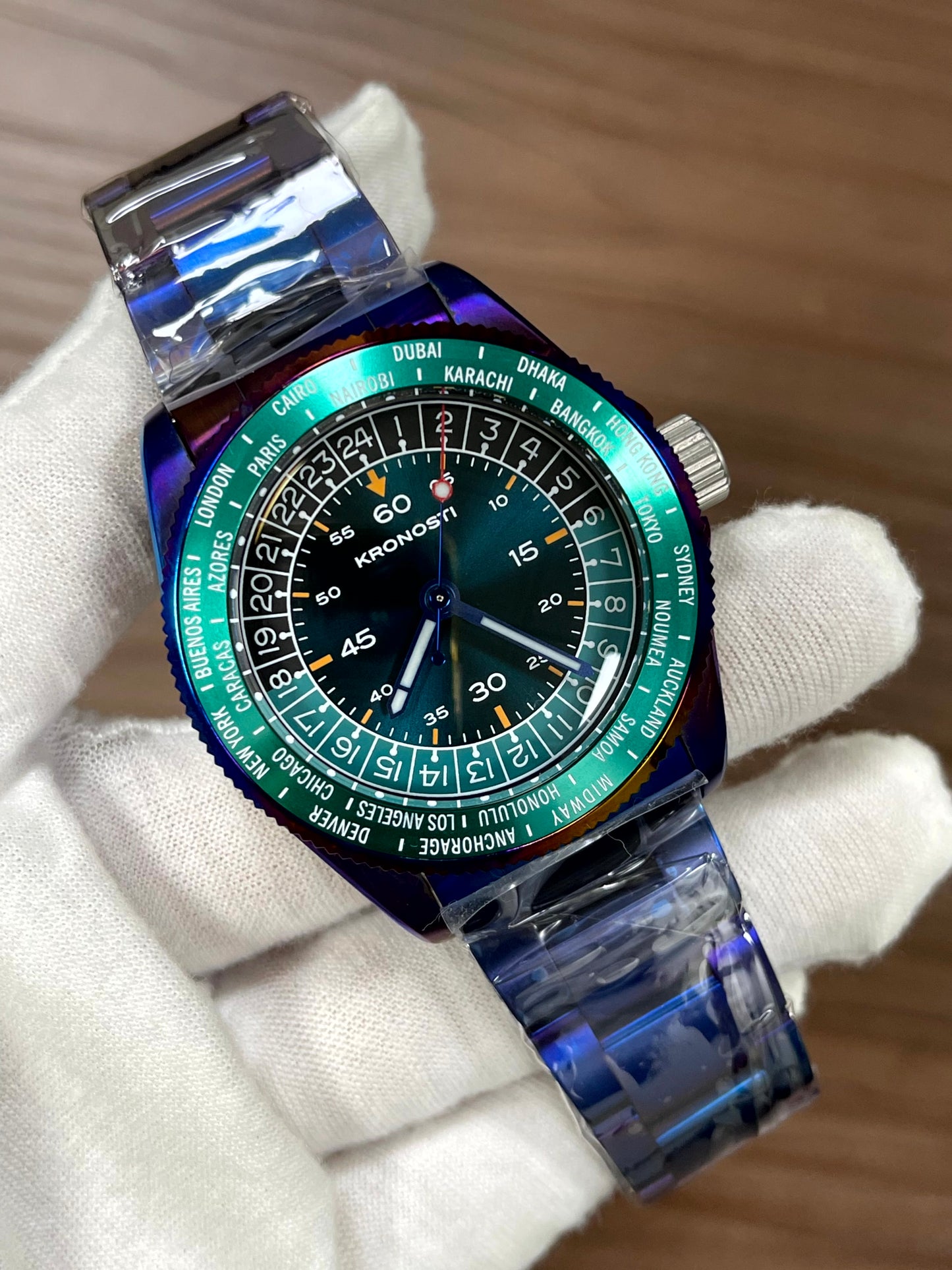KRONOSTI Deep Explorer – Aurora Titanium Series