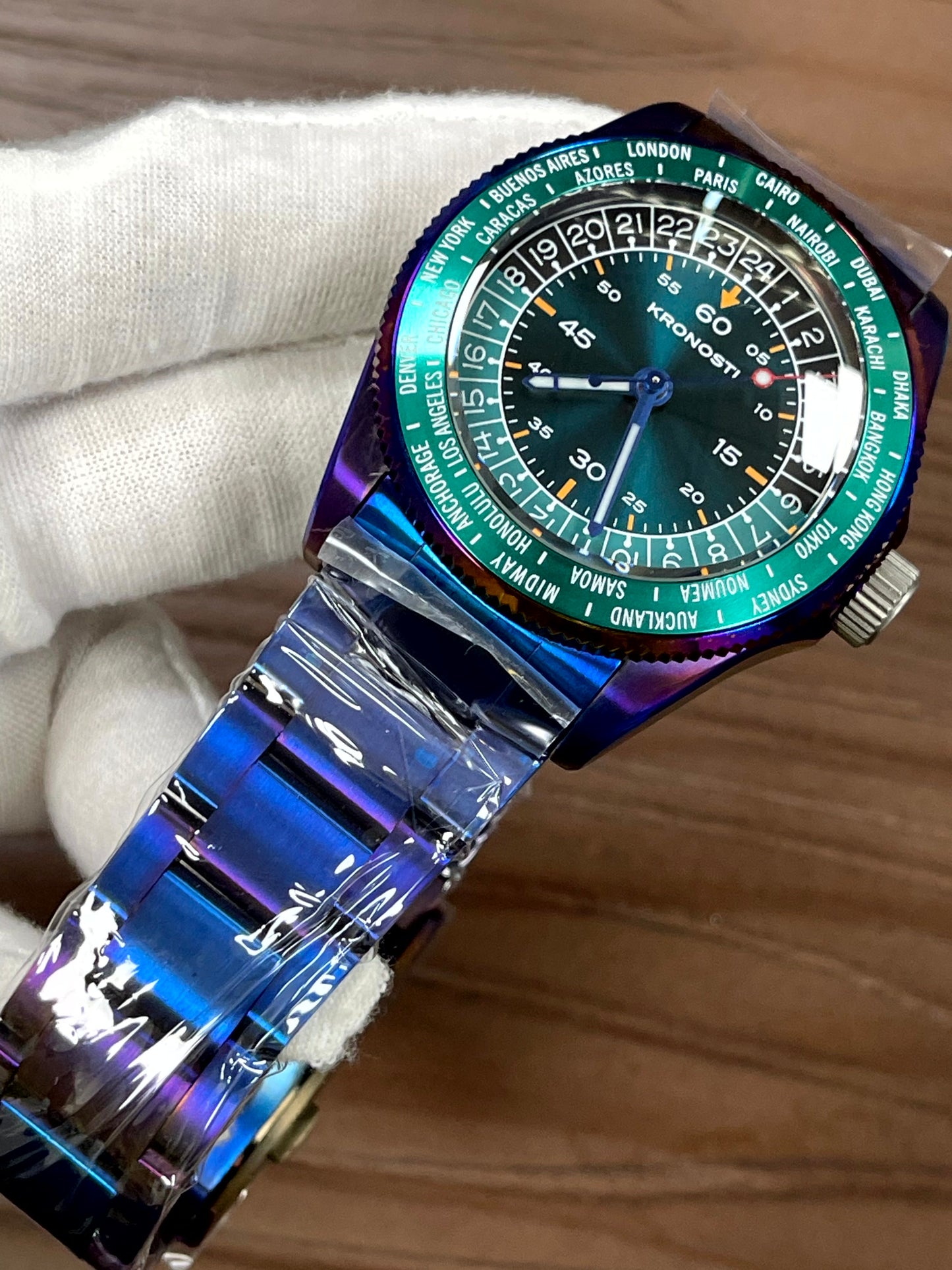 KRONOSTI Deep Explorer – Aurora Titanium Series