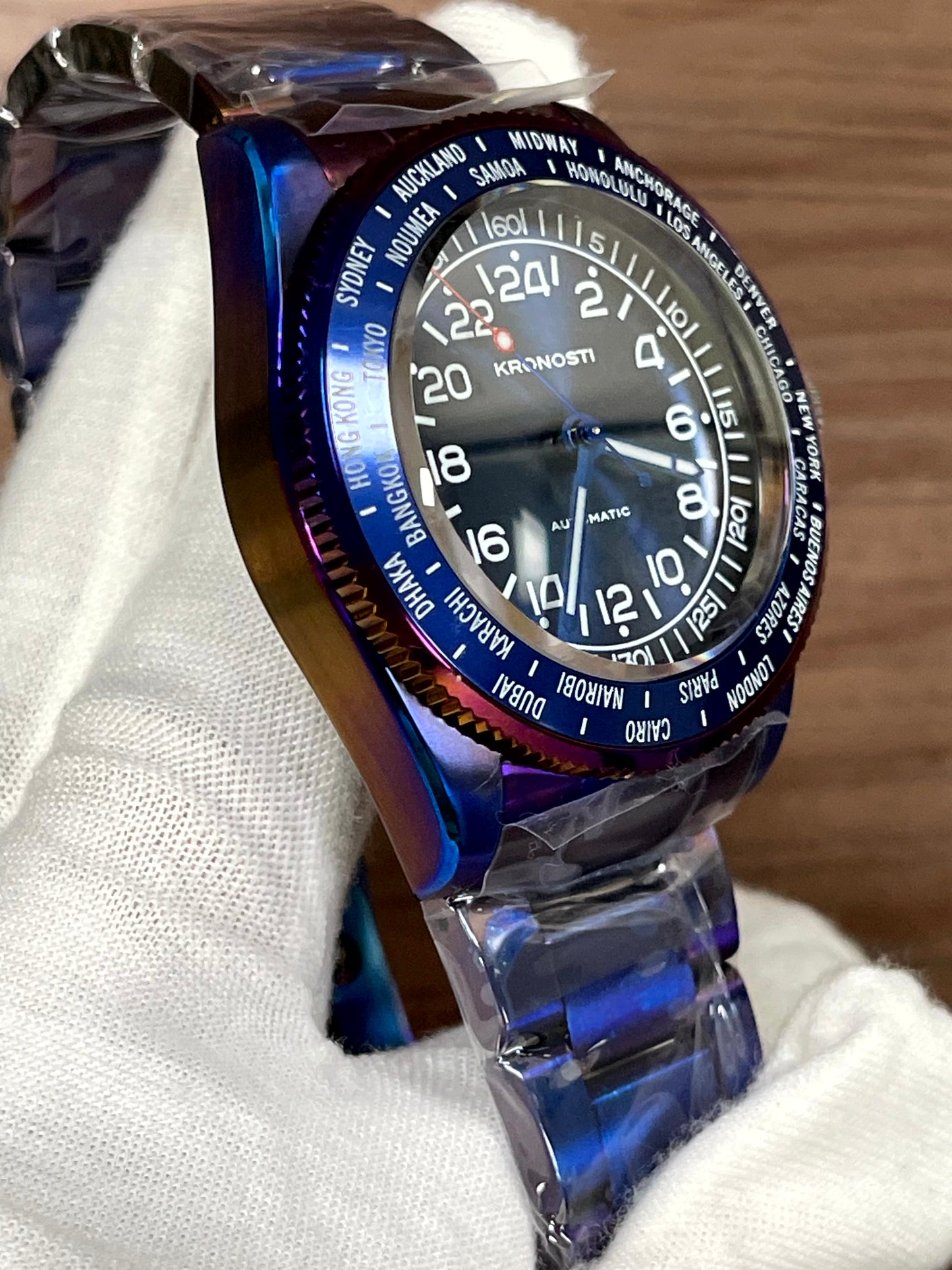KRONOSTI Deep Explorer – Aurora Titanium Series