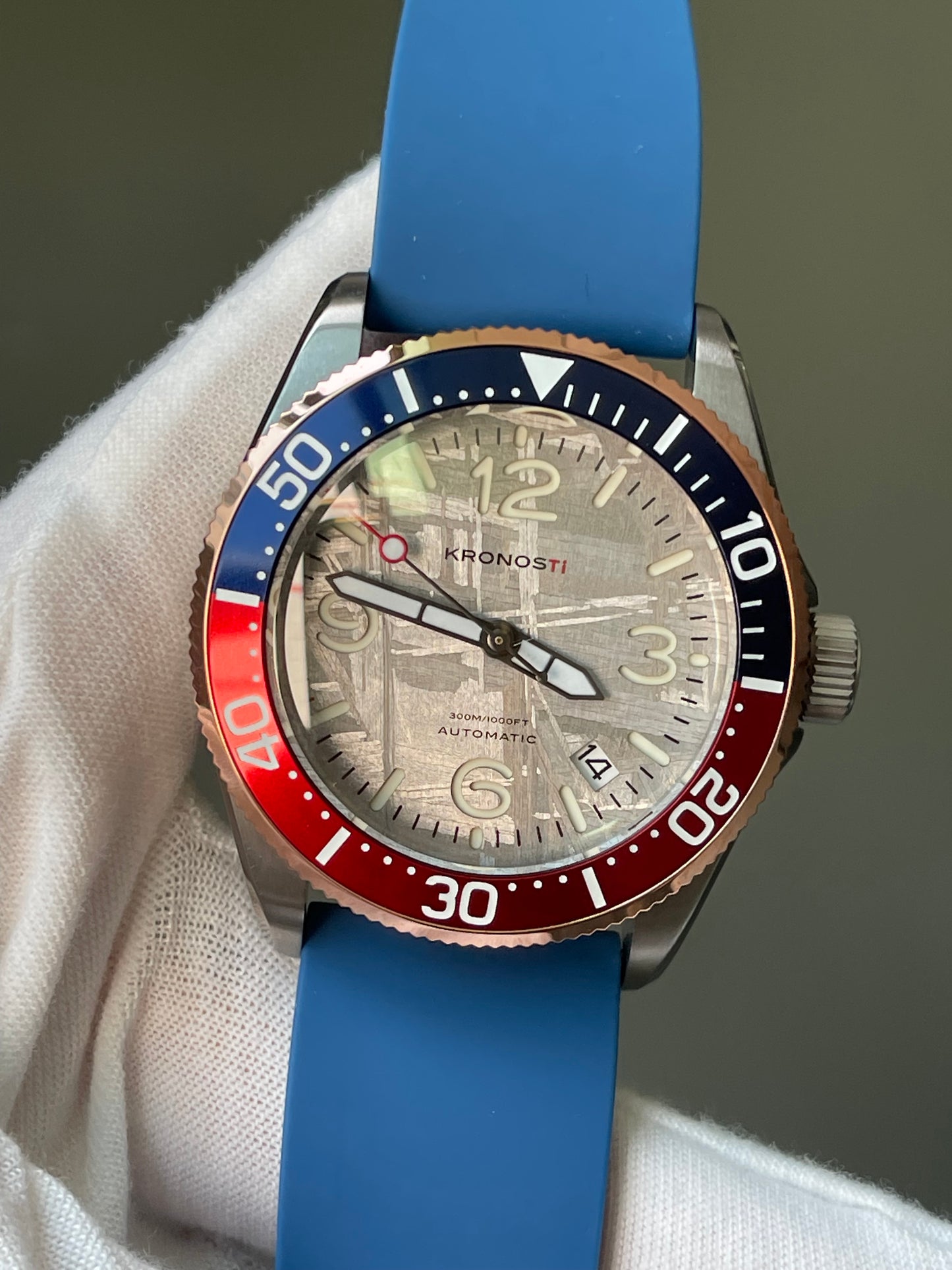 KRONOSTI Deep Explorer – Meteorite Dial (Three-Hand with Date)