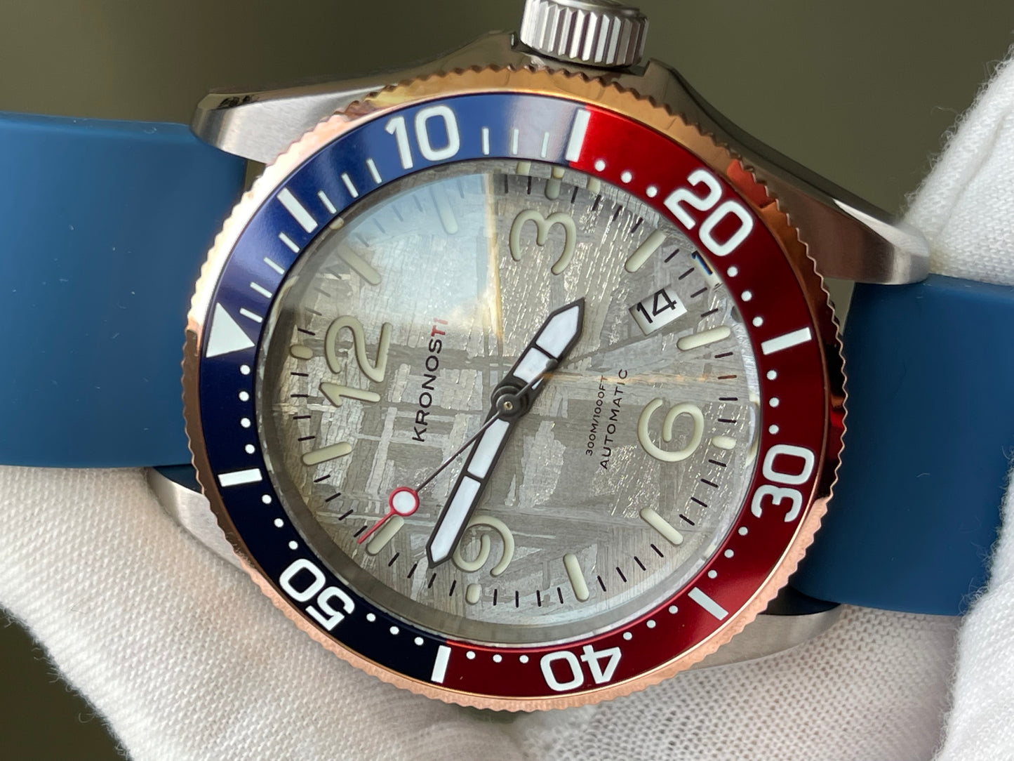 KRONOSTI Deep Explorer – Meteorite Dial (Three-Hand with Date)