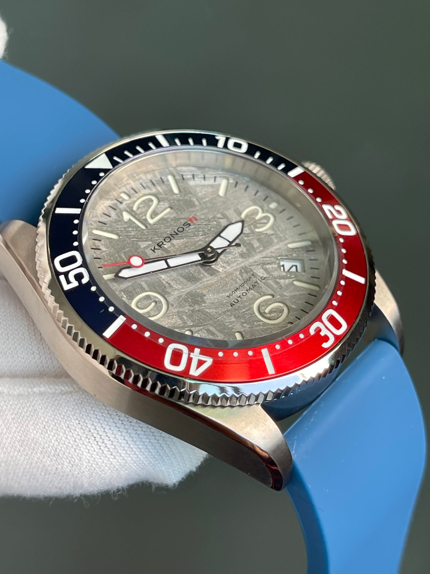 KRONOSTI Deep Explorer – Meteorite Dial (Three-Hand with Date)