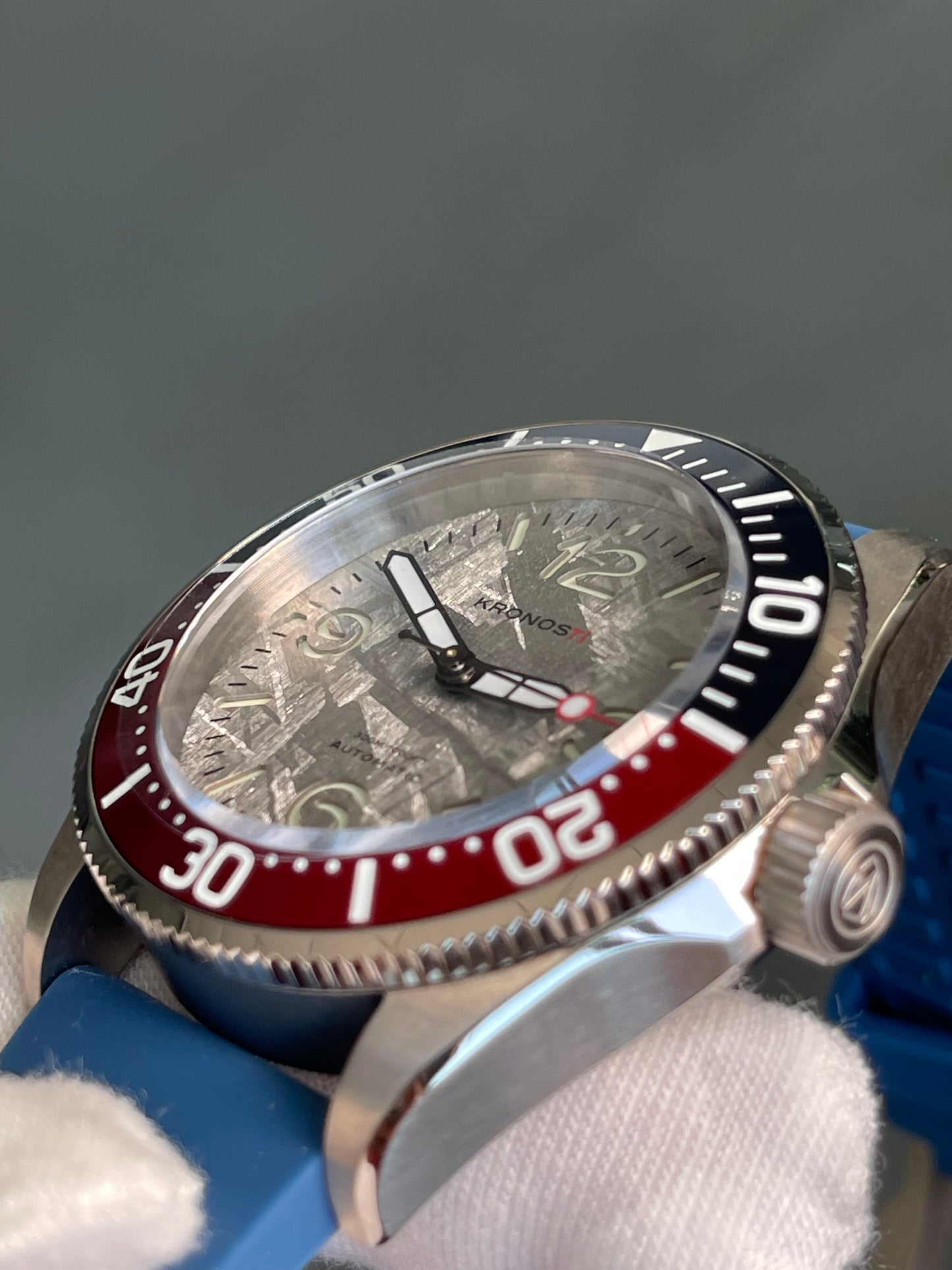 KRONOSTI Deep Explorer – Meteorite Dial (Three-Hand with Date)