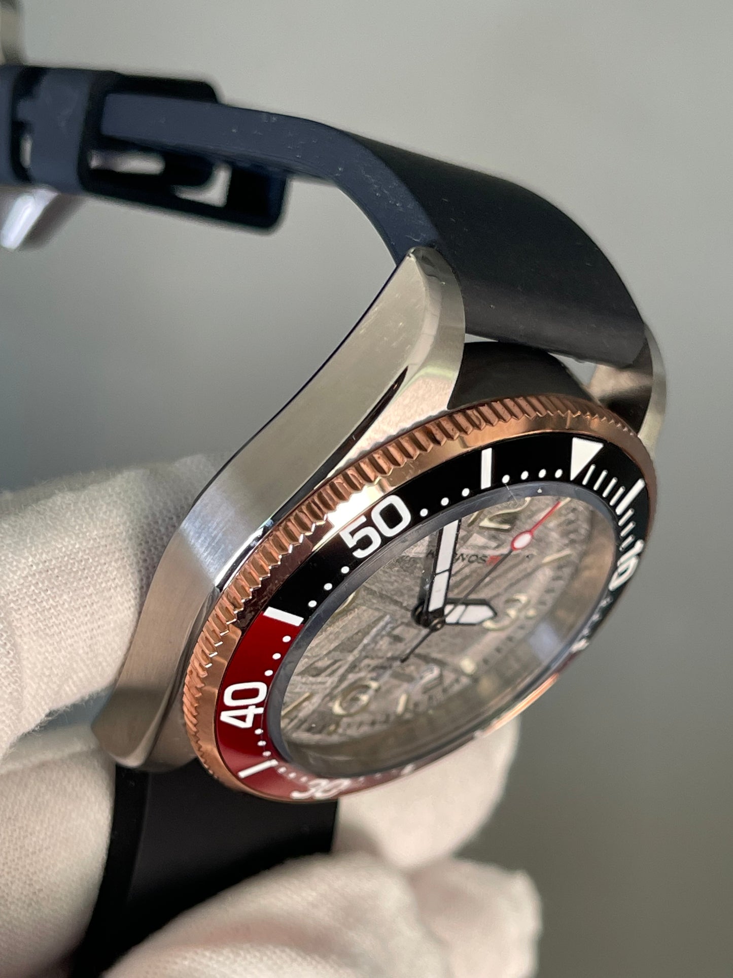 KRONOSTI Deep Explorer – Meteorite Dial (Three-Hand with Date)