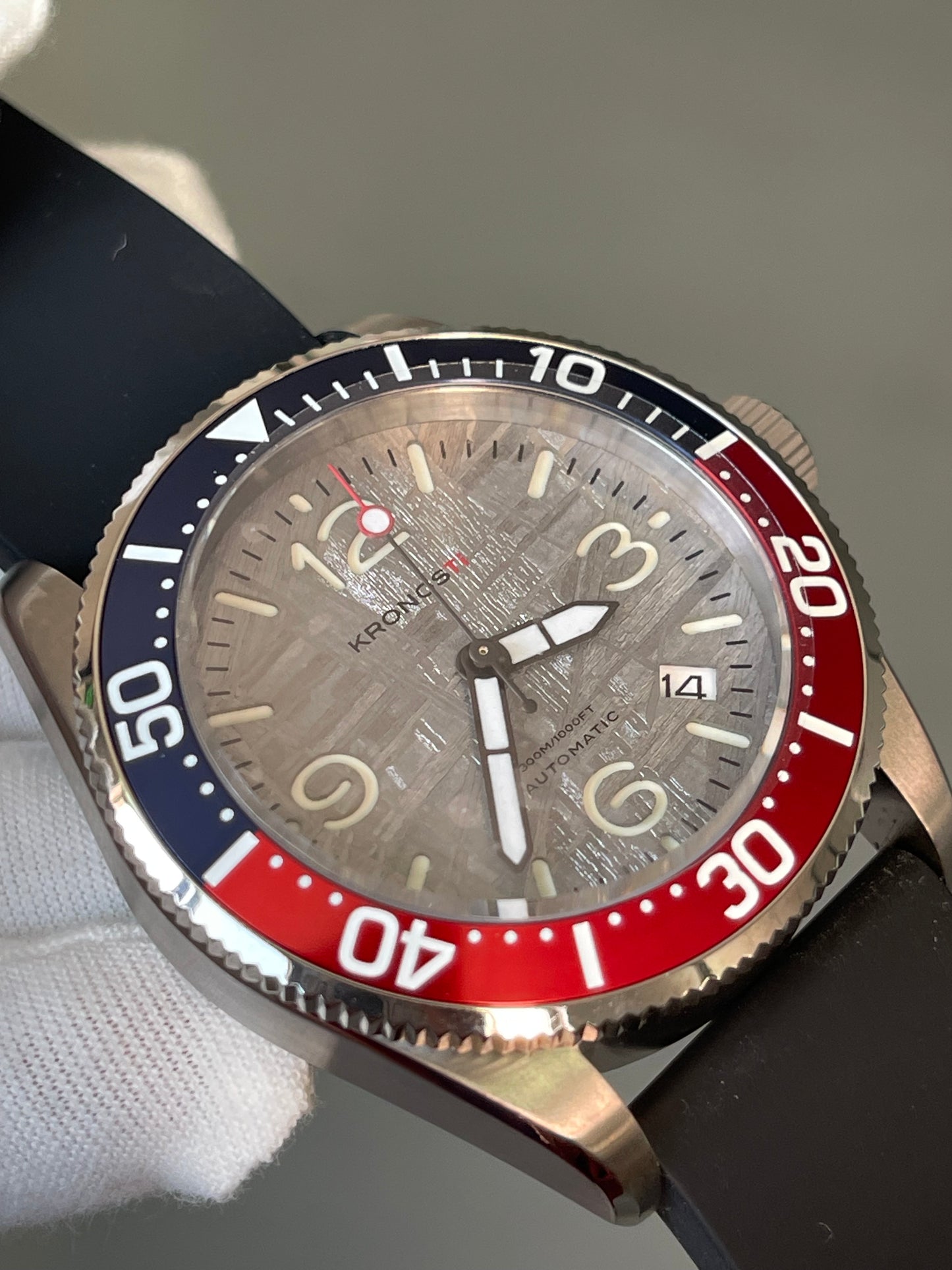KRONOSTI Deep Explorer – Meteorite Dial (Three-Hand with Date)