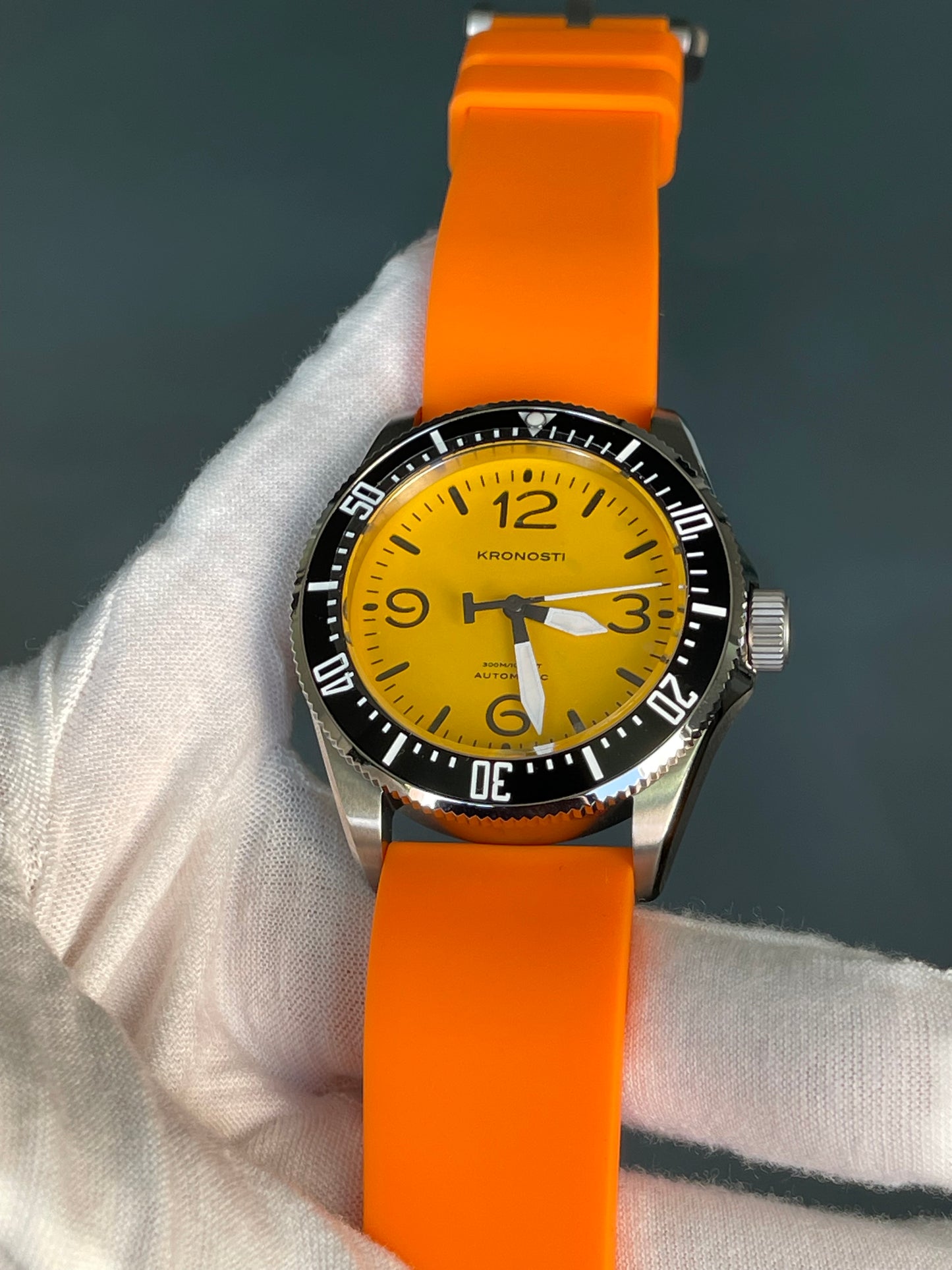 KRONOSTI Deep Explorer – Adventure Dial （Three-Hand）