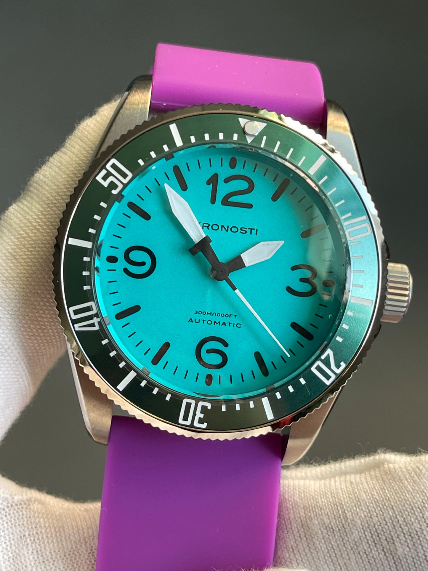 KRONOSTI Deep Explorer – Adventure Dial （Three-Hand）