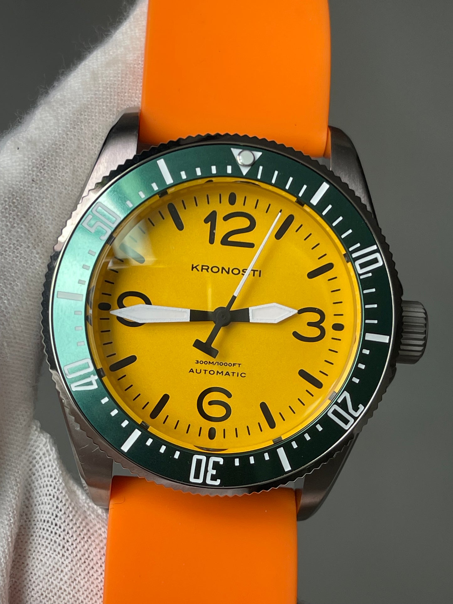 KRONOSTI Deep Explorer – Adventure Dial （Three-Hand）