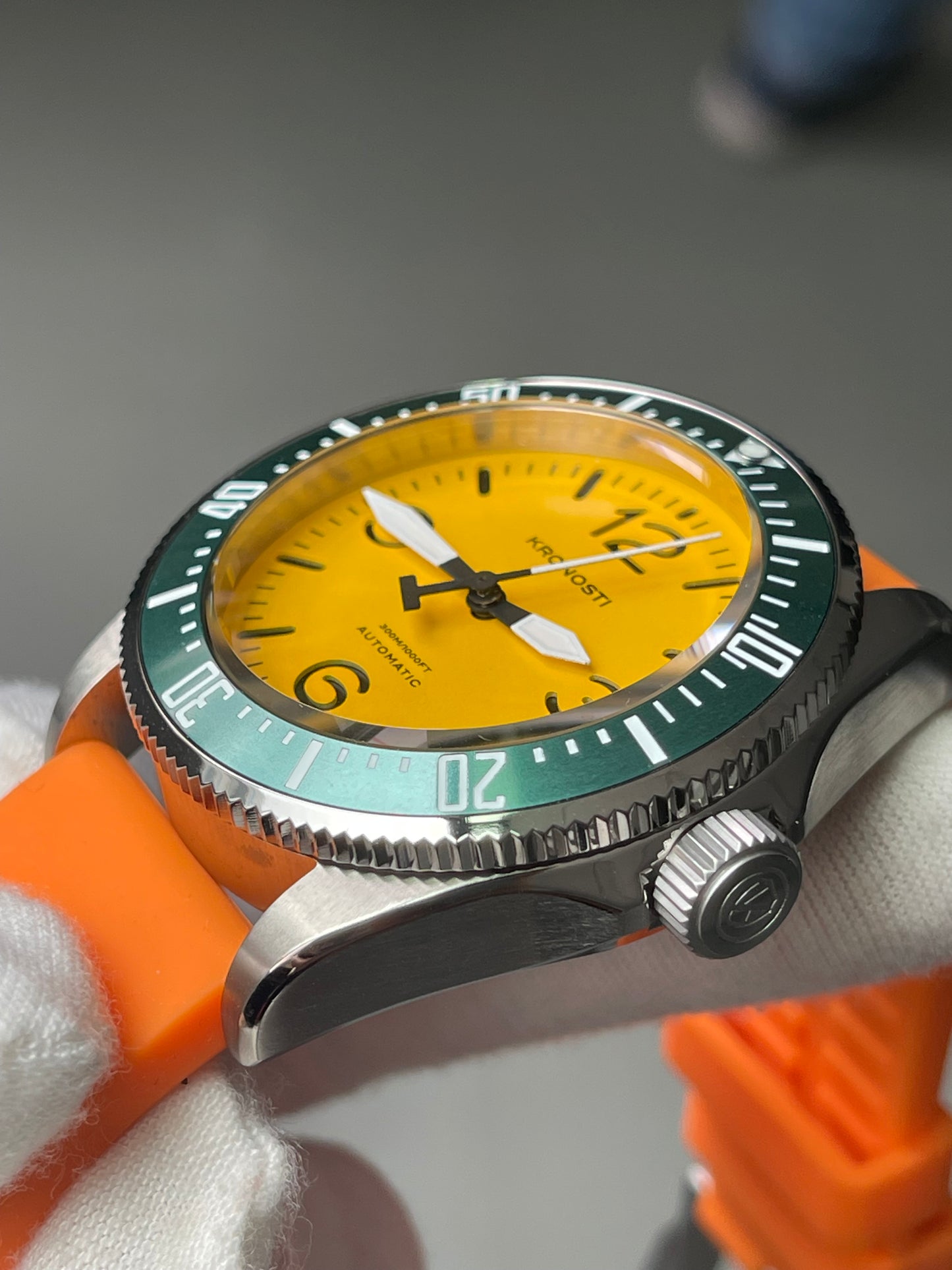 KRONOSTI Deep Explorer – Adventure Dial （Three-Hand）