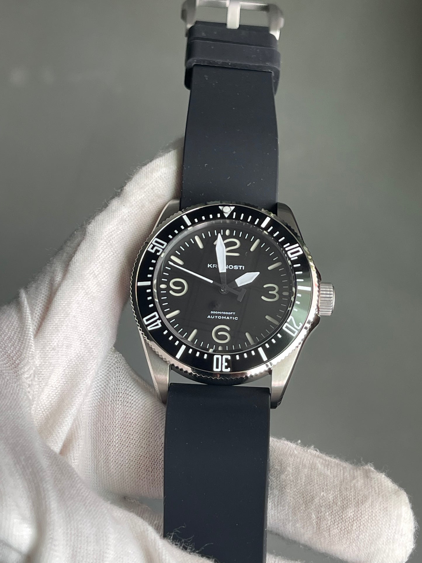 KRONOSTI Deep Explorer – Adventure Dial （Three-Hand）