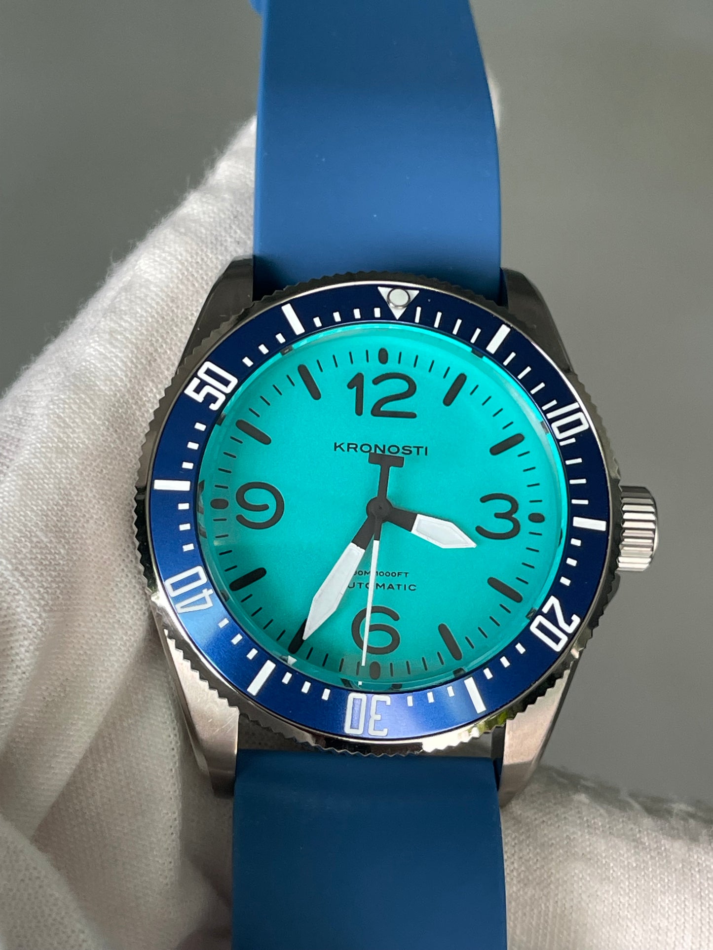 KRONOSTI Deep Explorer – Adventure Dial （Three-Hand）